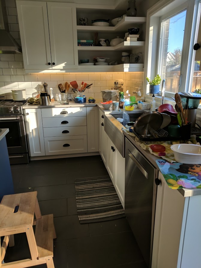 kitchen clutter.jpg