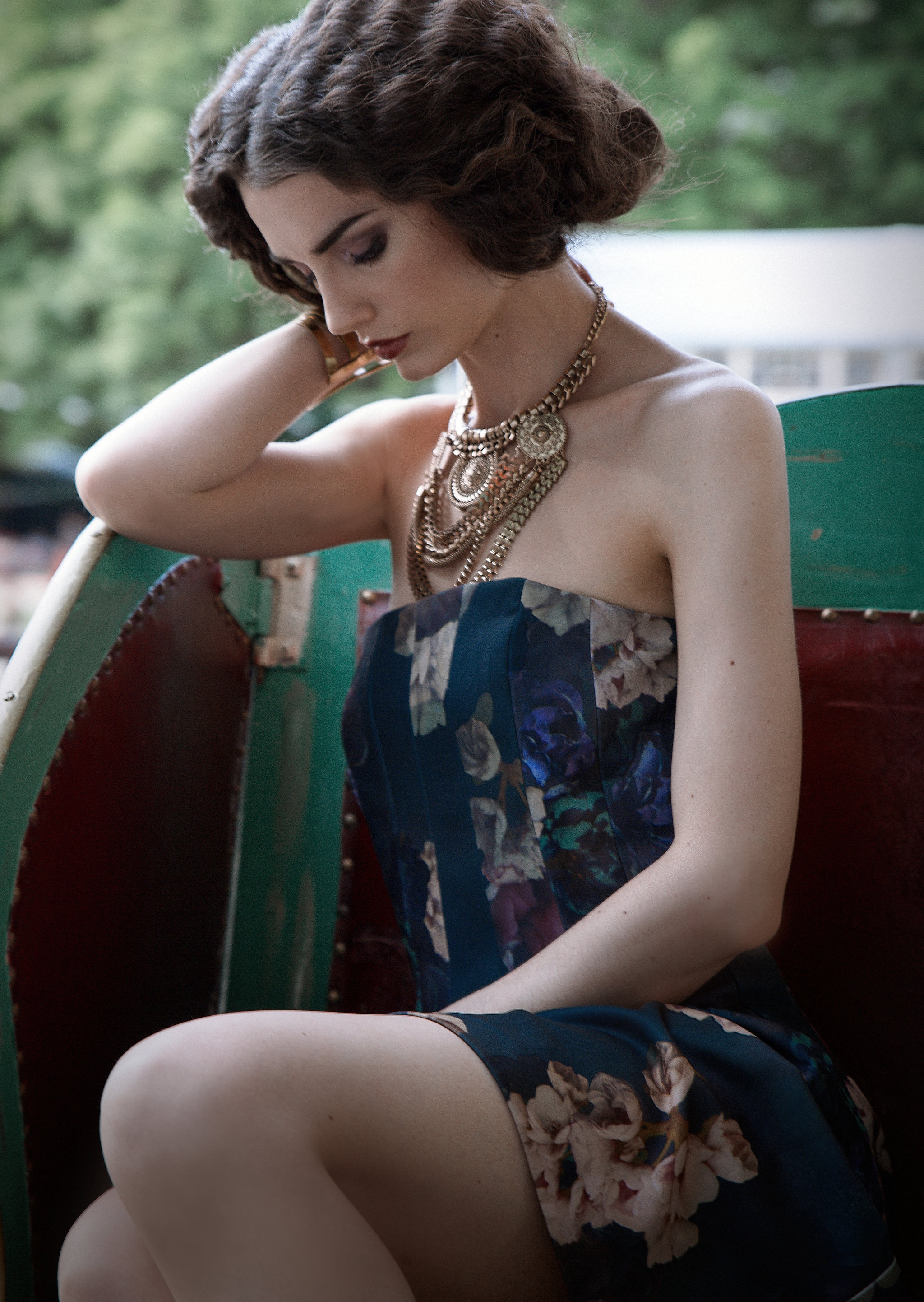 AlineCarousel-R.jpg