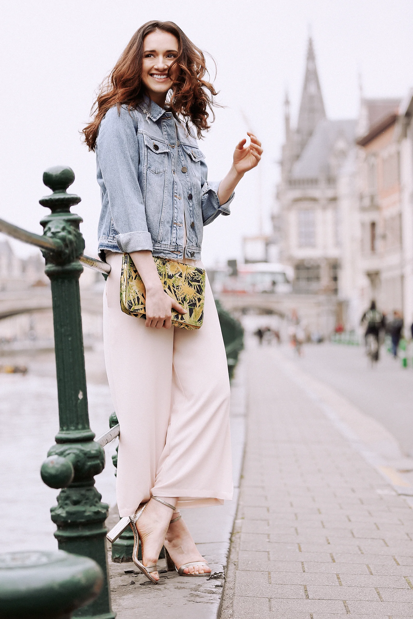 Laura May frau Spring 2017-8301.jpg