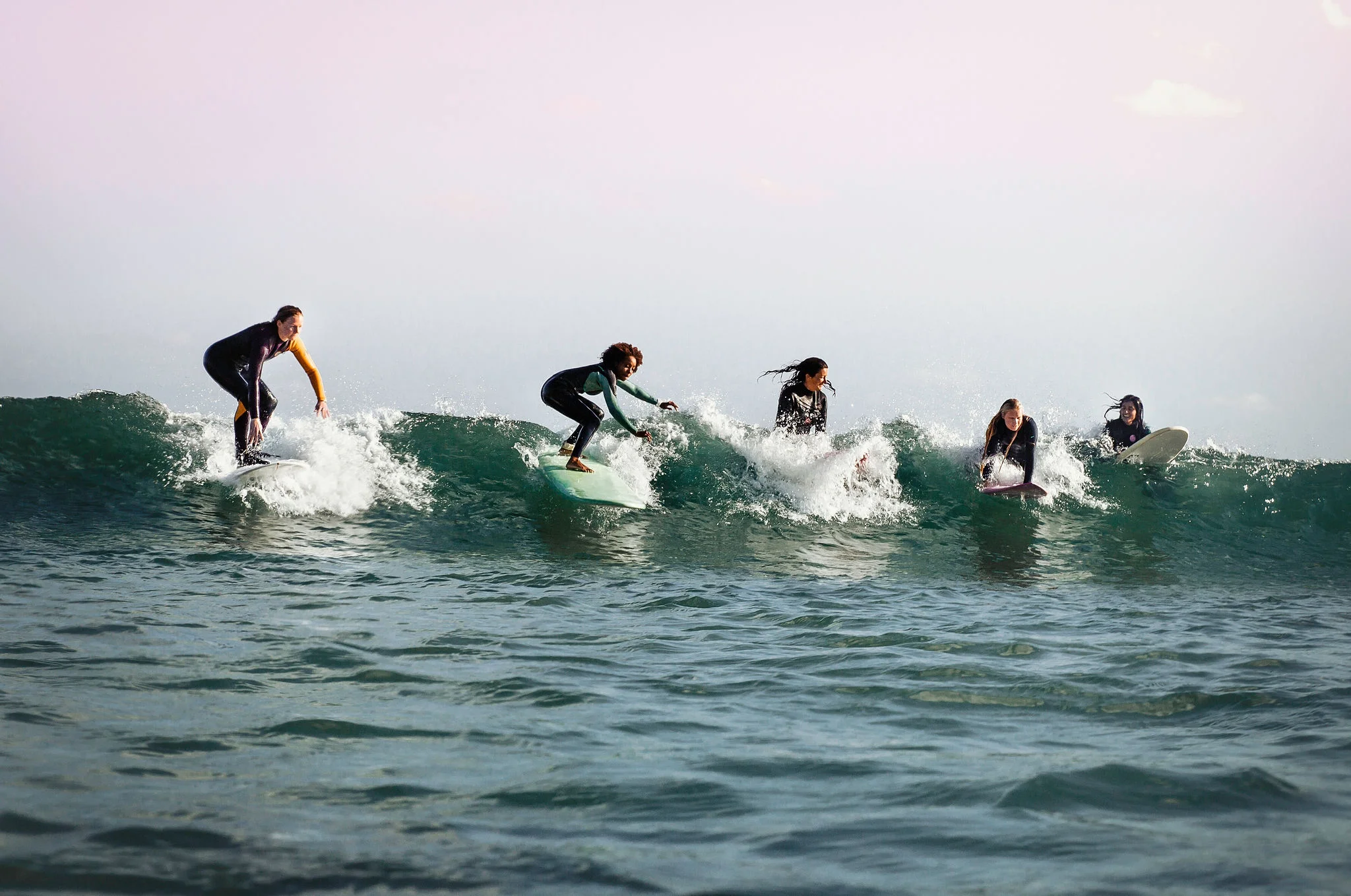 ChicksinWaves-4083.jpg