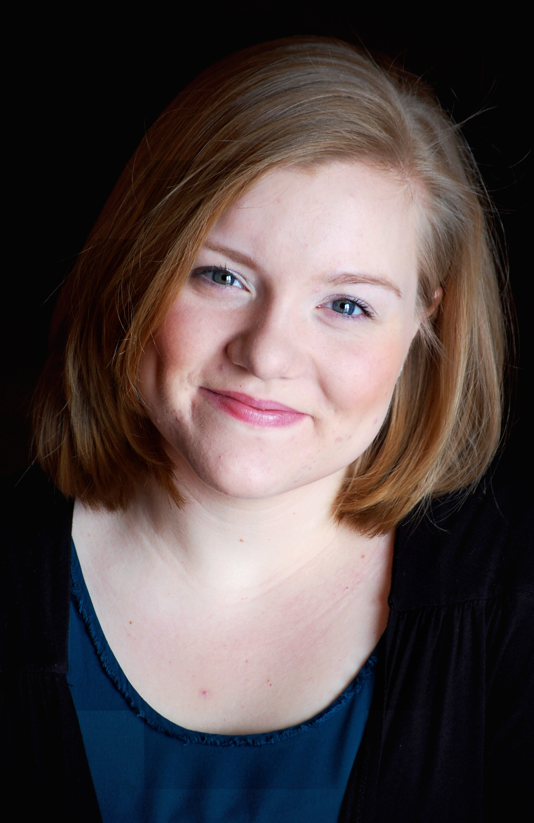 Andrea McGaugh headshot (3).jpg