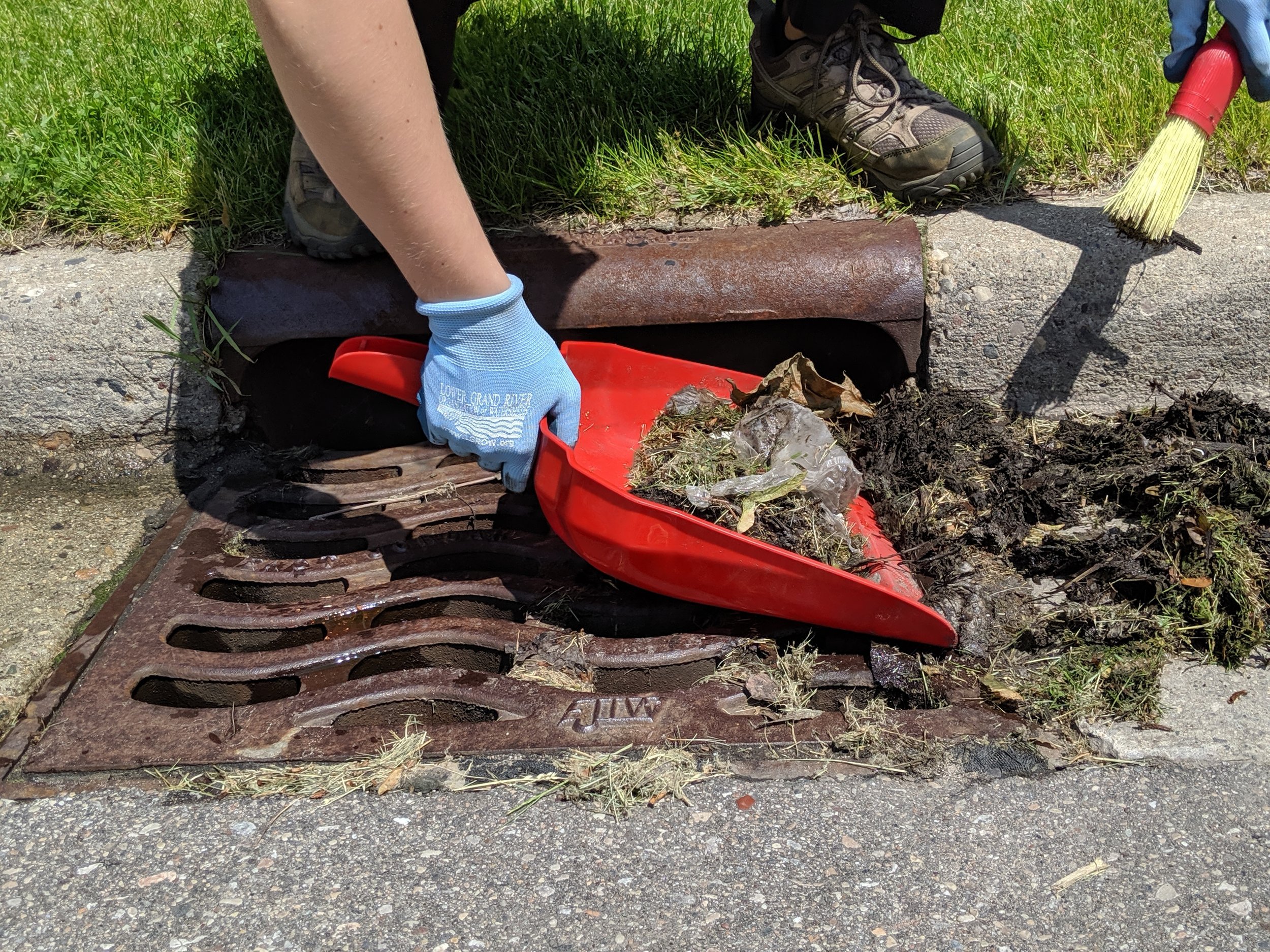 Storm Drain Cleaning Kit 