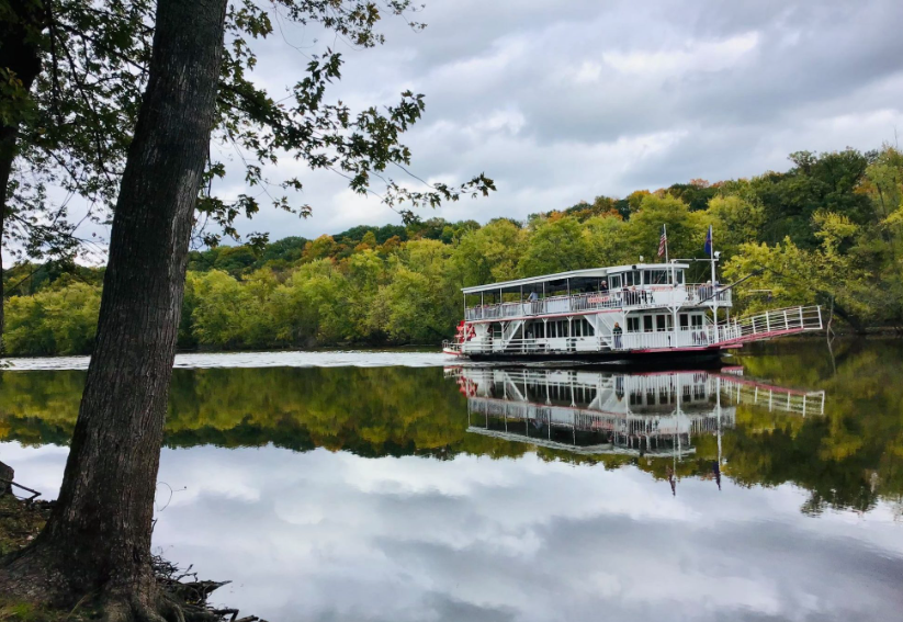 Grand Lady River Cruise