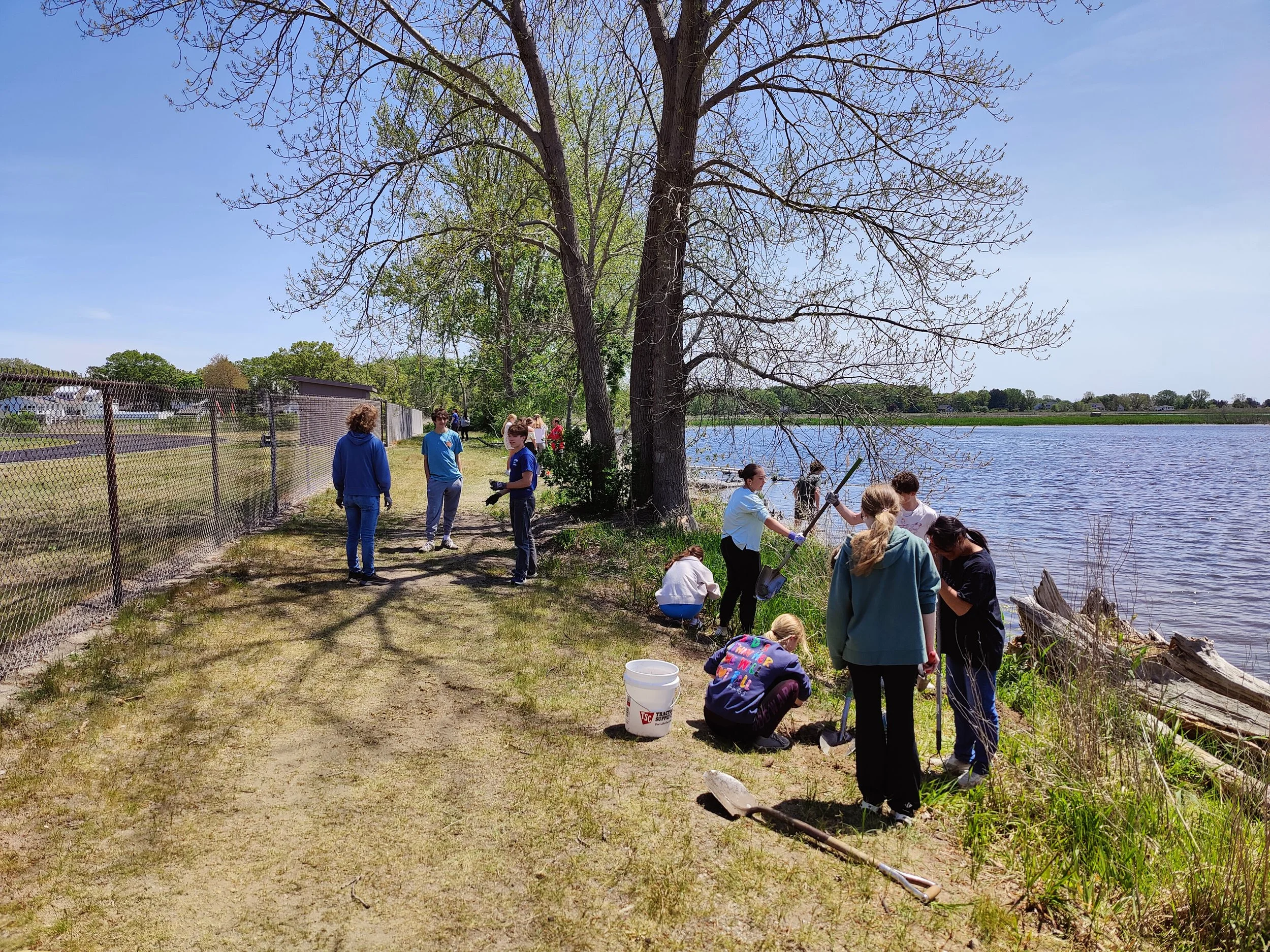 Spring Lake stewardship day.jpg