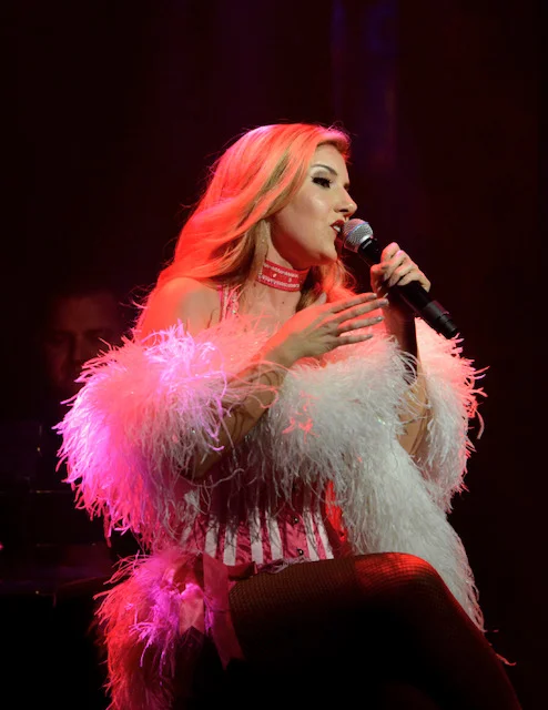 CLEOPATRA'S BARGE HAS A NEW CREW