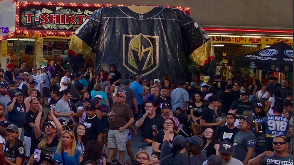 A GIANT GOLDEN KNIGHTS JERSEY GREETED THE FANS AT THE "STICK SALUTE." Photo: Norm Clarke