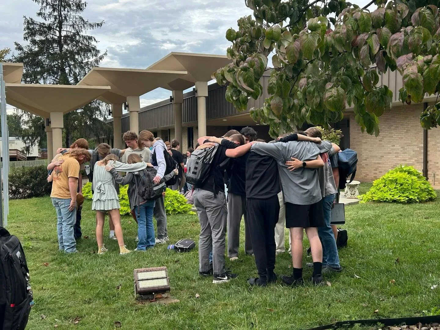 What a privilege to stand with students at Oakland Middle &amp; High School around their flagpole, lifting up their schools, communities, and nation in prayer. God is moving in the next generation. 🙏🇺🇸 #SeeYouAtThePole #PrayerChangesThings