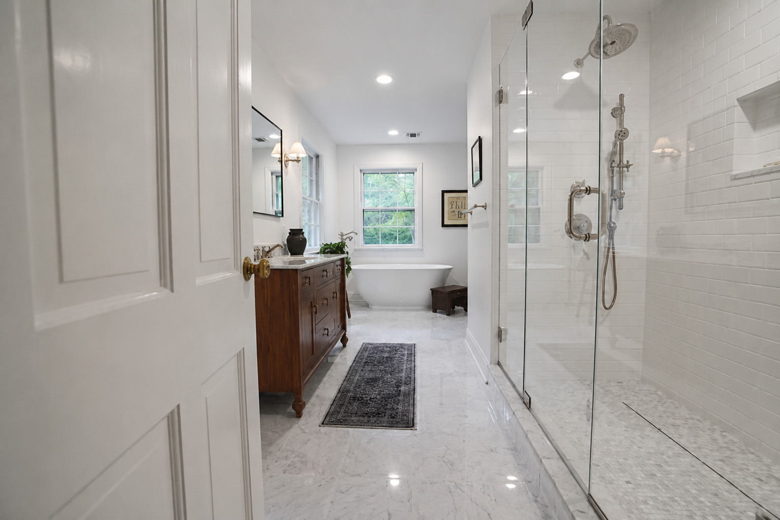Barry Master bathroom.png