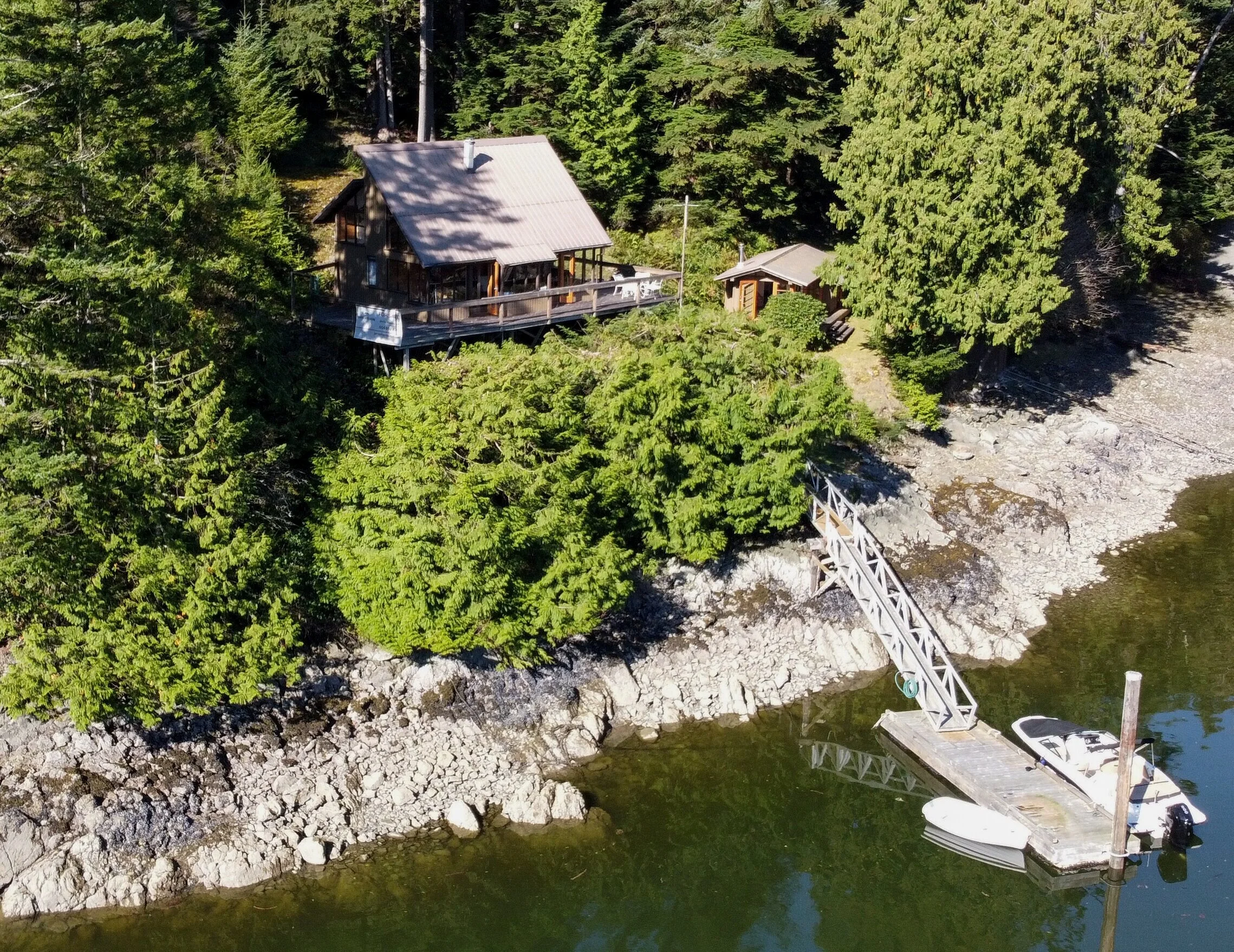 Daisy Bay Gambier Island Dock.jpg