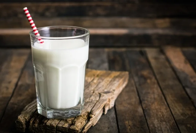 glass of almond milk