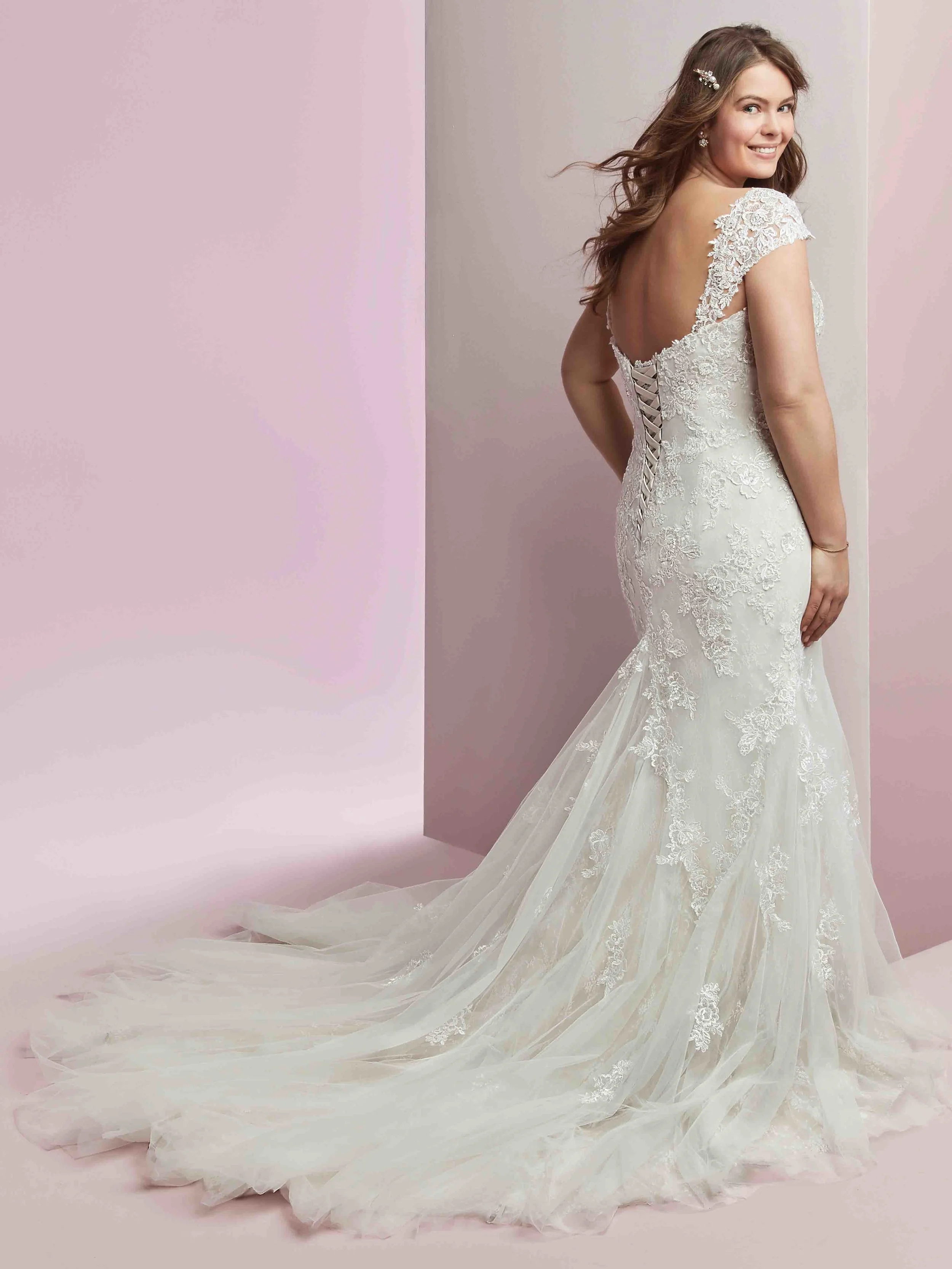 Rebecca-Ingram-Amber-8RN726-Plus-Back.jpg