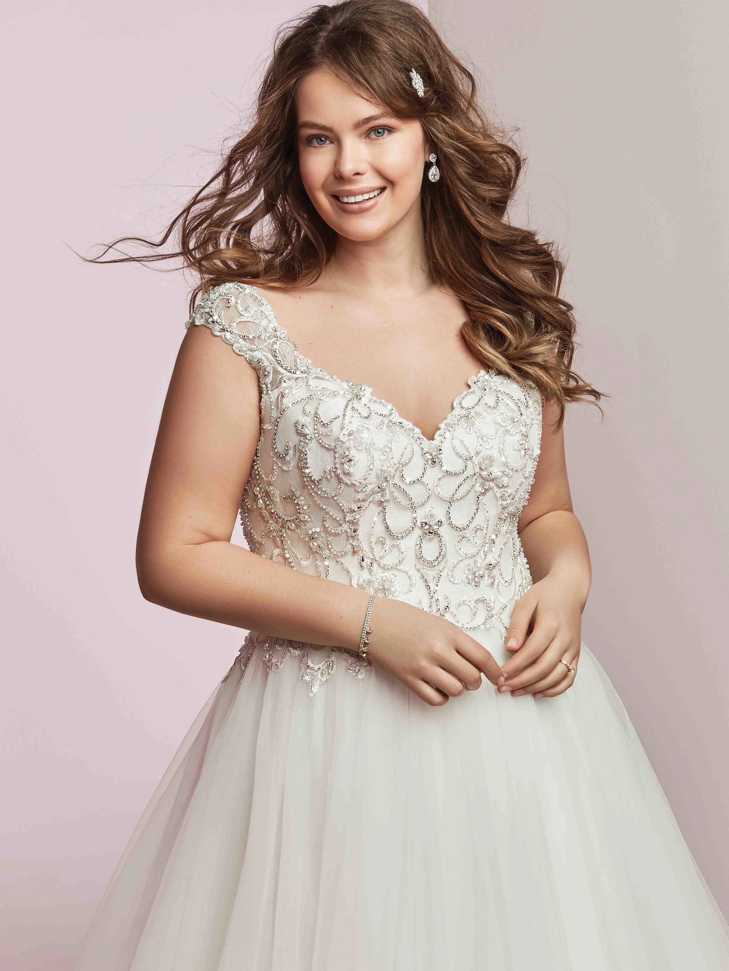 Rebecca-Ingram-Bella-8RC717-Plus-Alt1.jpg
