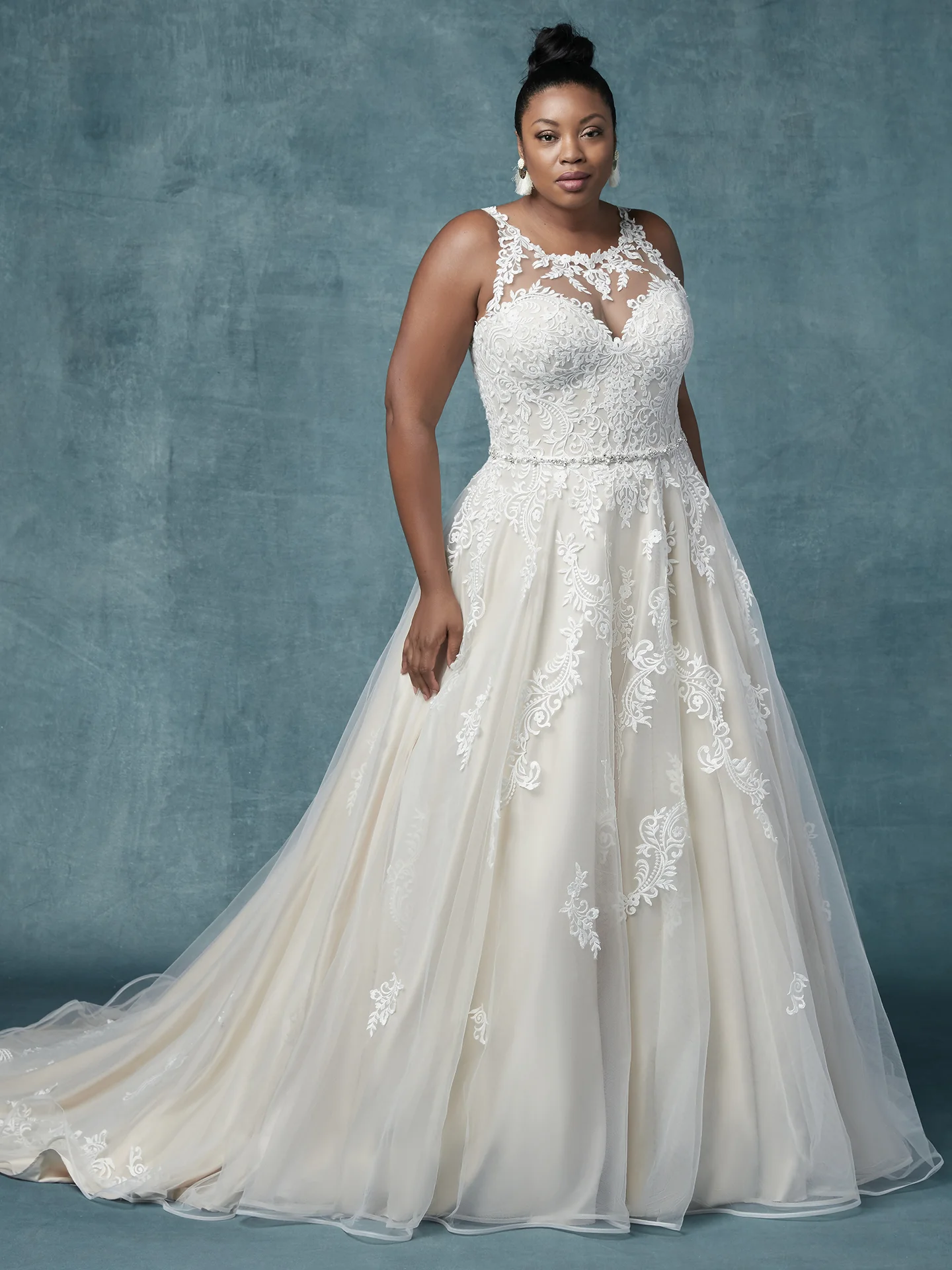Maggie-Sottero-Shelissa-Lynette-9MC025AC-Curve-Main.jpg