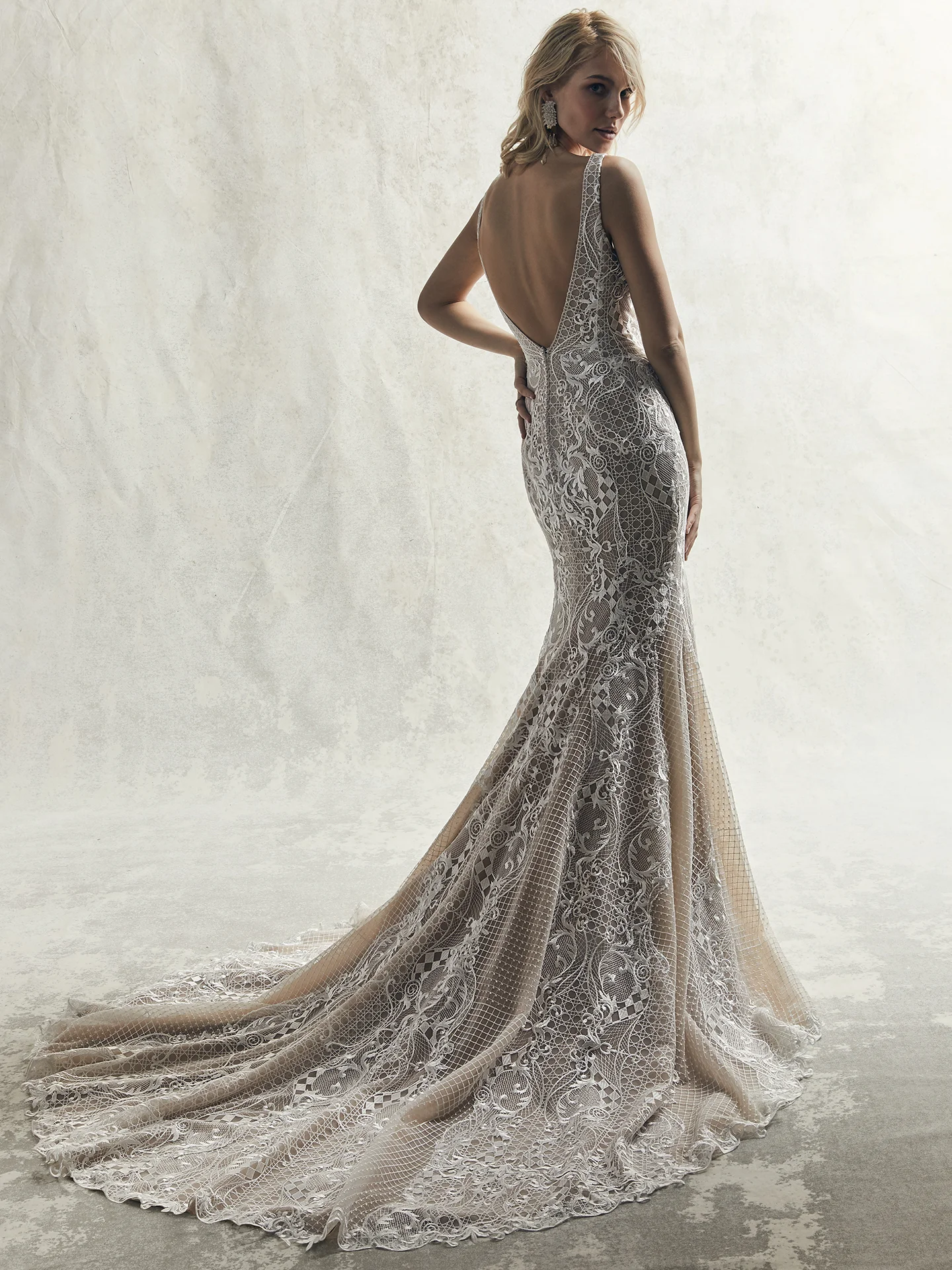 Sottero-and-Midgley-Atherton-9SC036-Back2.jpg