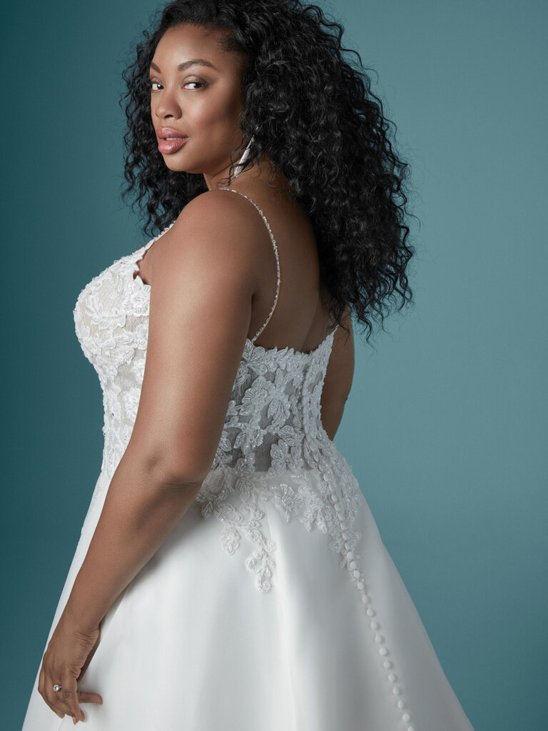 Large - Maggie-Sottero-Savannah-20MC274-Curve-Alt2.jpg