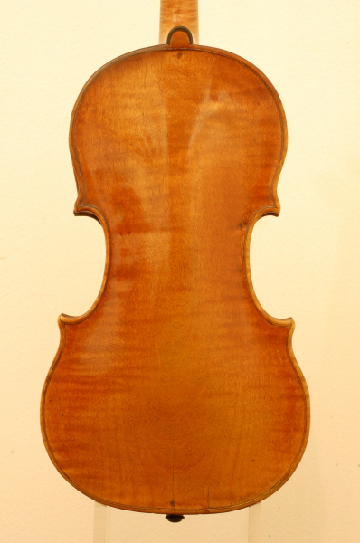 This back had several open cracks...