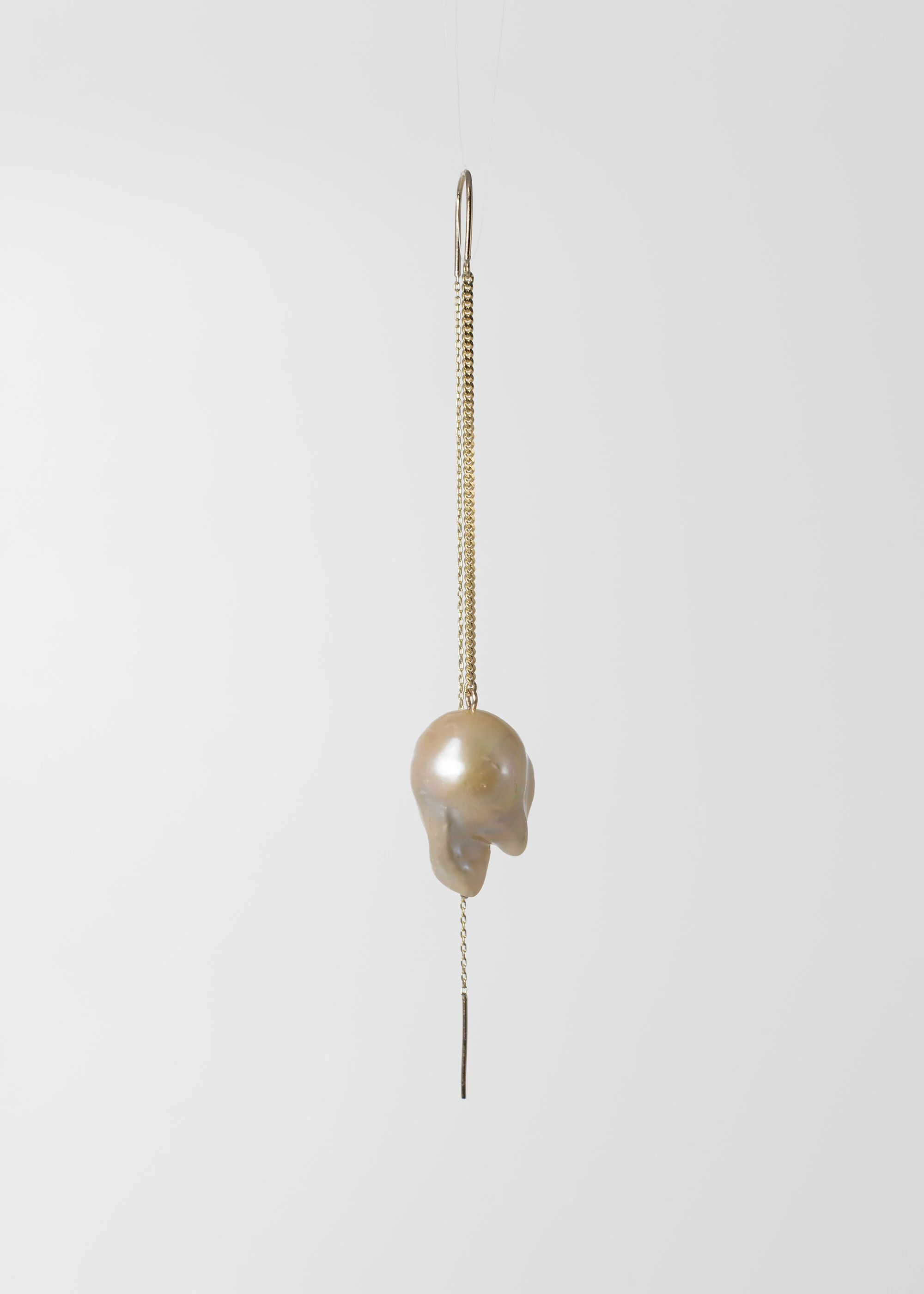 AOF_001_chain_earring_1.jpg