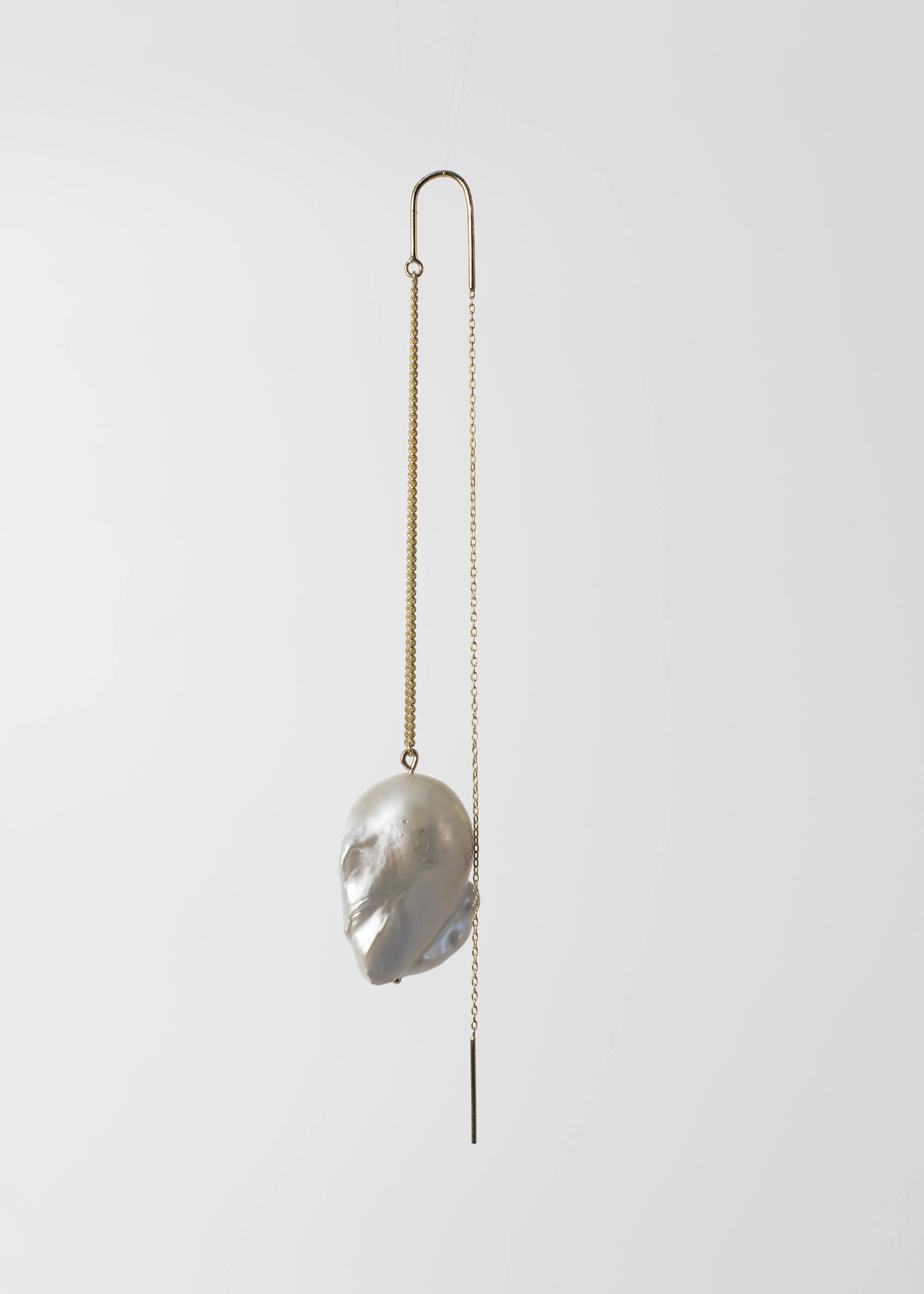 AOF_003_chain_earring_1.jpg
