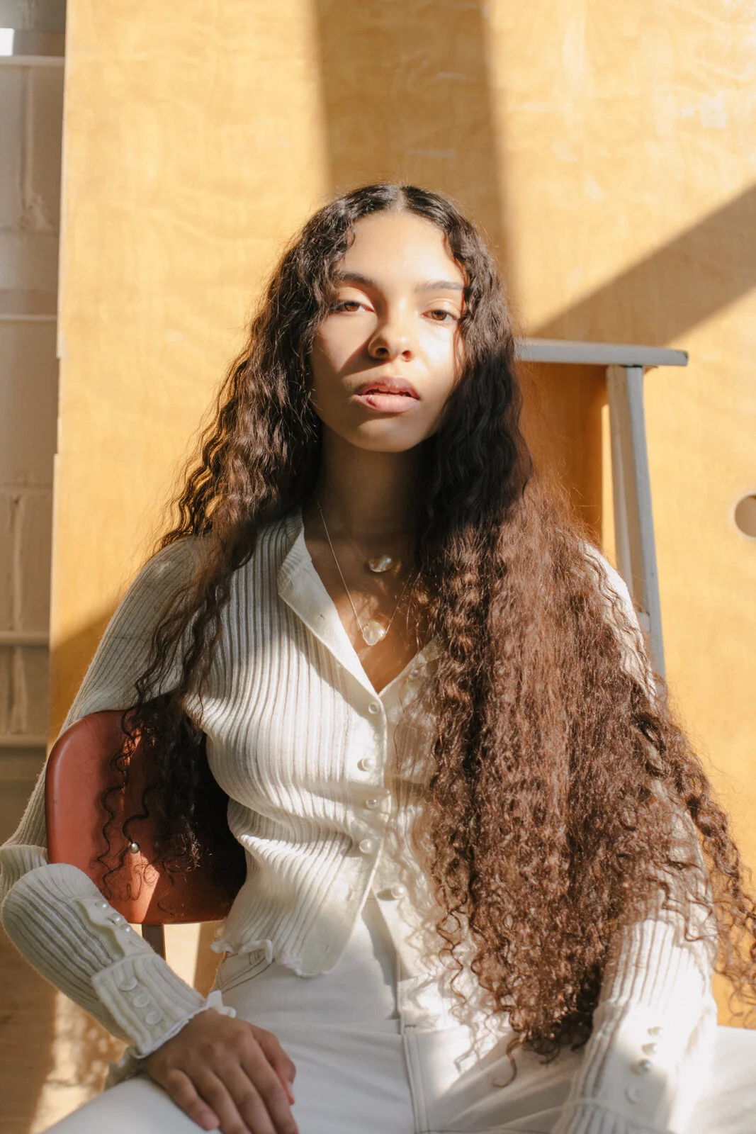 AOF_14kygold_brqp_delicate_necklace_20C