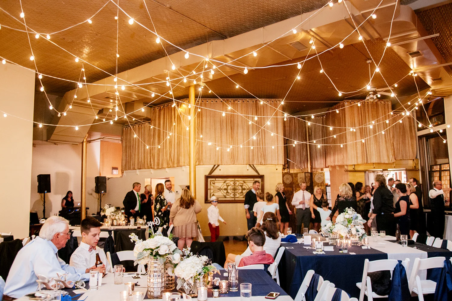 43-MeghanNelson-Creativo-Loft-wedding.jpg