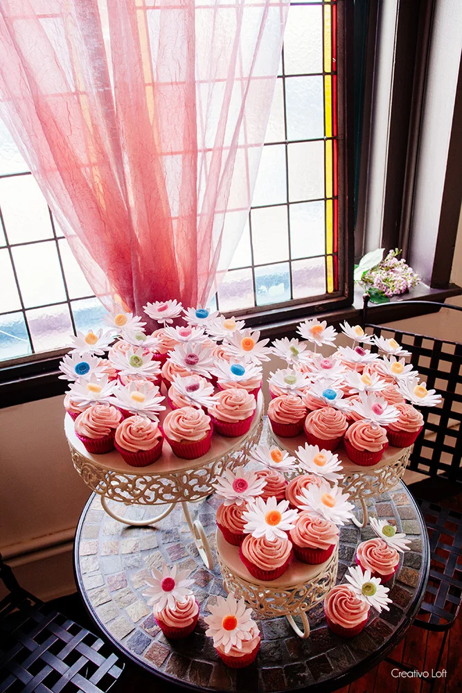 pink-candy-flower-cupcakes.jpg