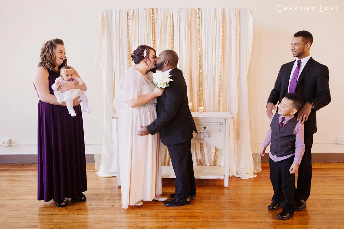 JeremyJillian-kiss.jpg