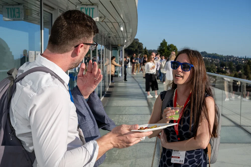 Attendee reception4.jpg