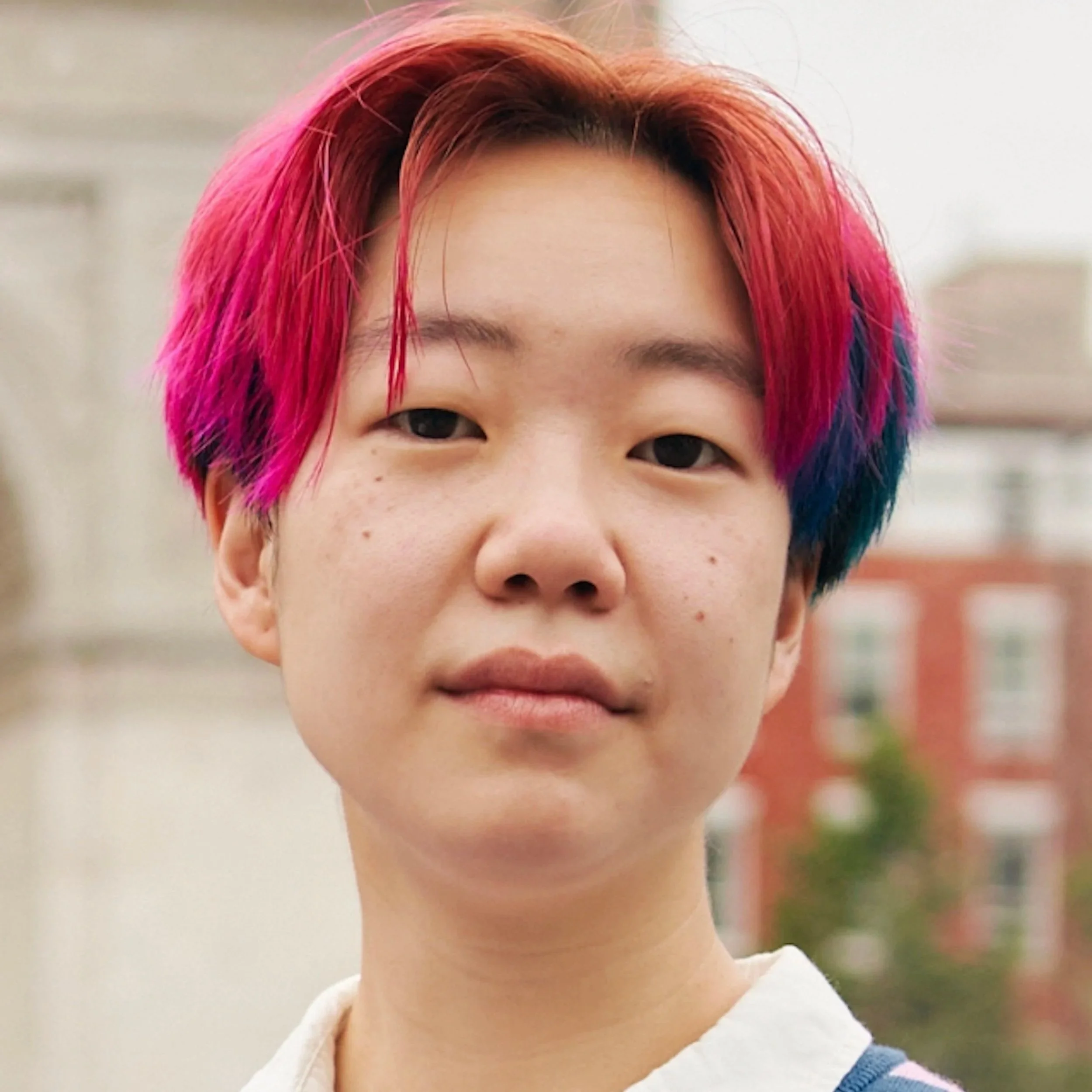 Ashil Lee, resident
