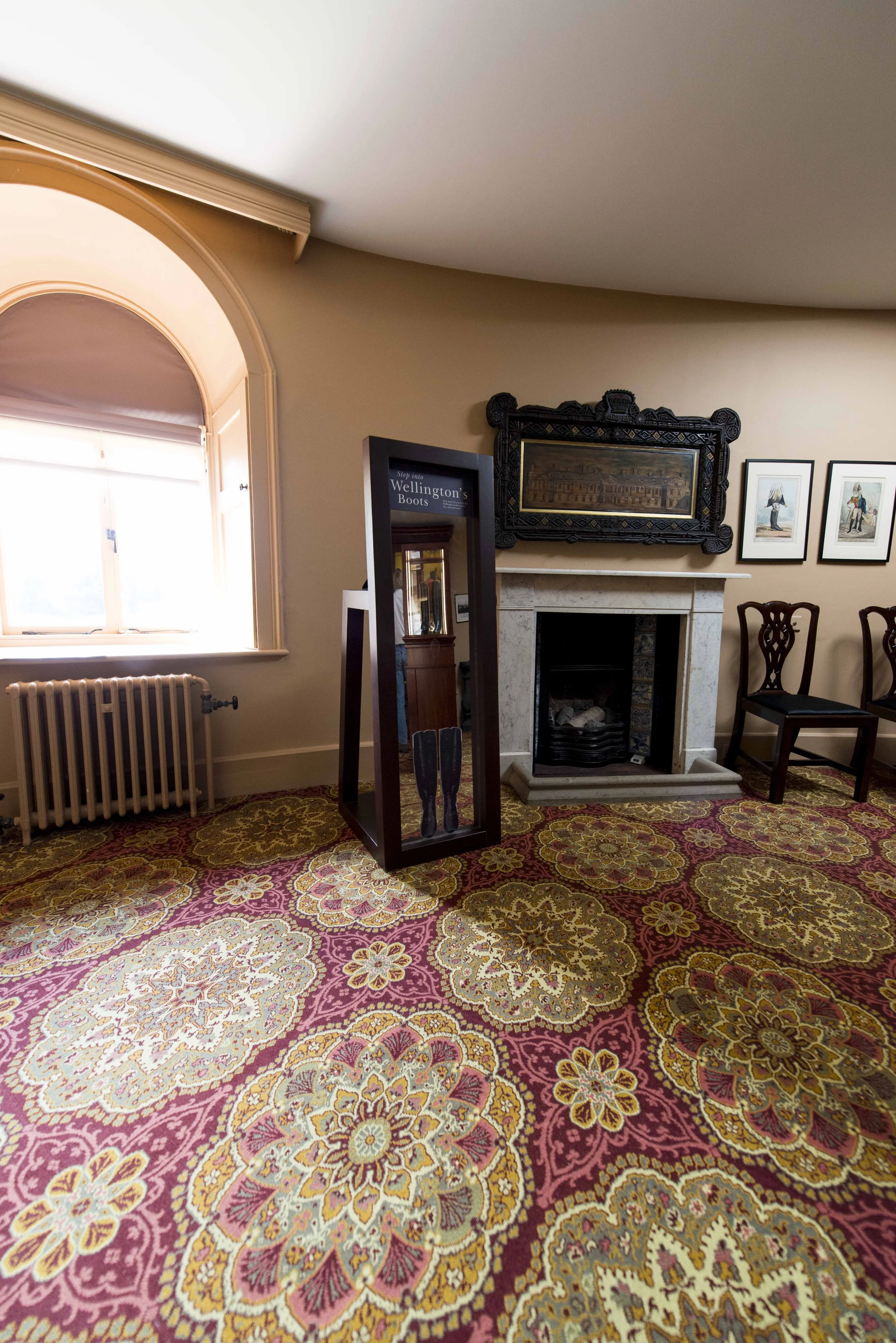 W200Walmercastle11interactivemirror.jpg