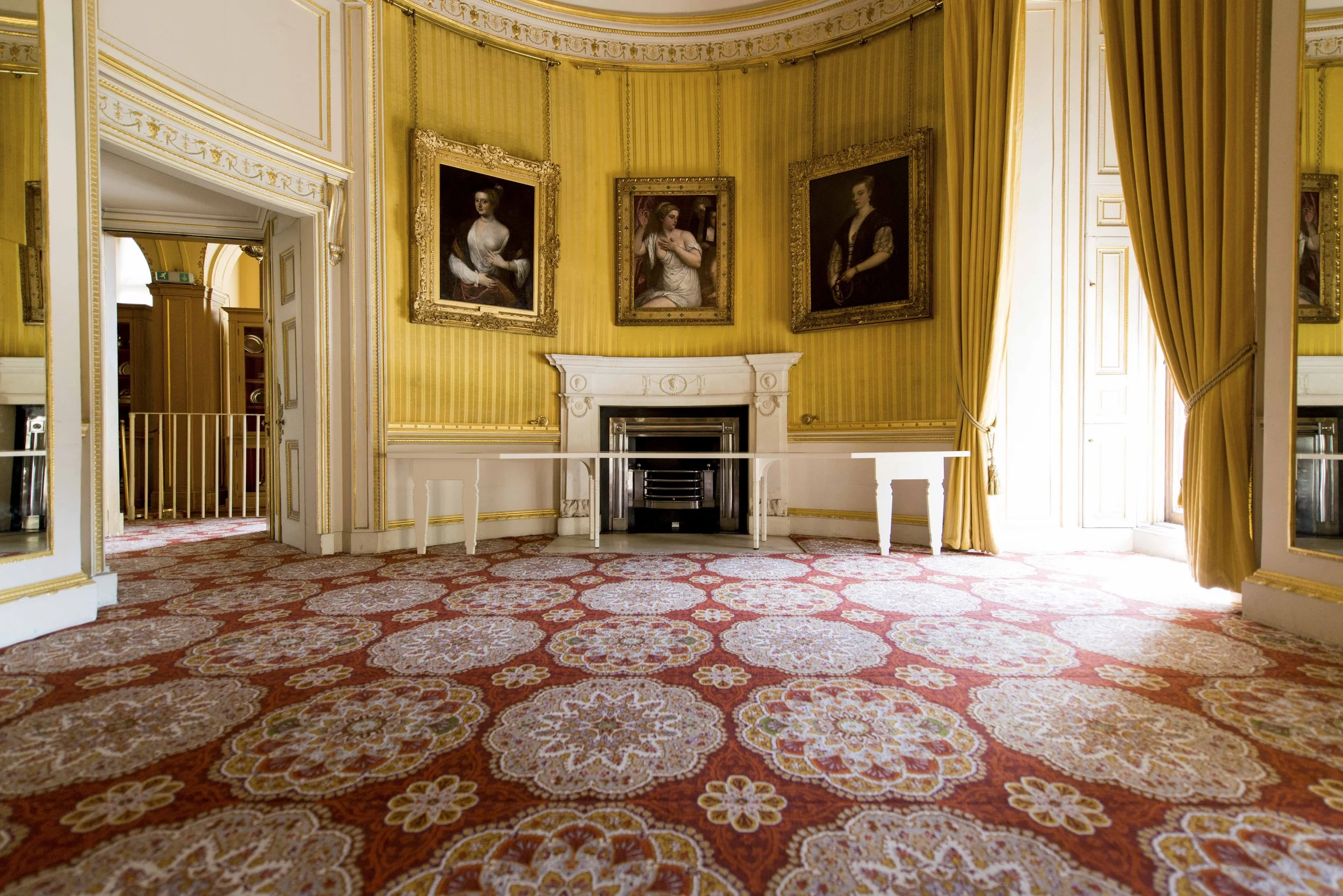 W200Apsleyhouse09TitianLecterns.jpg