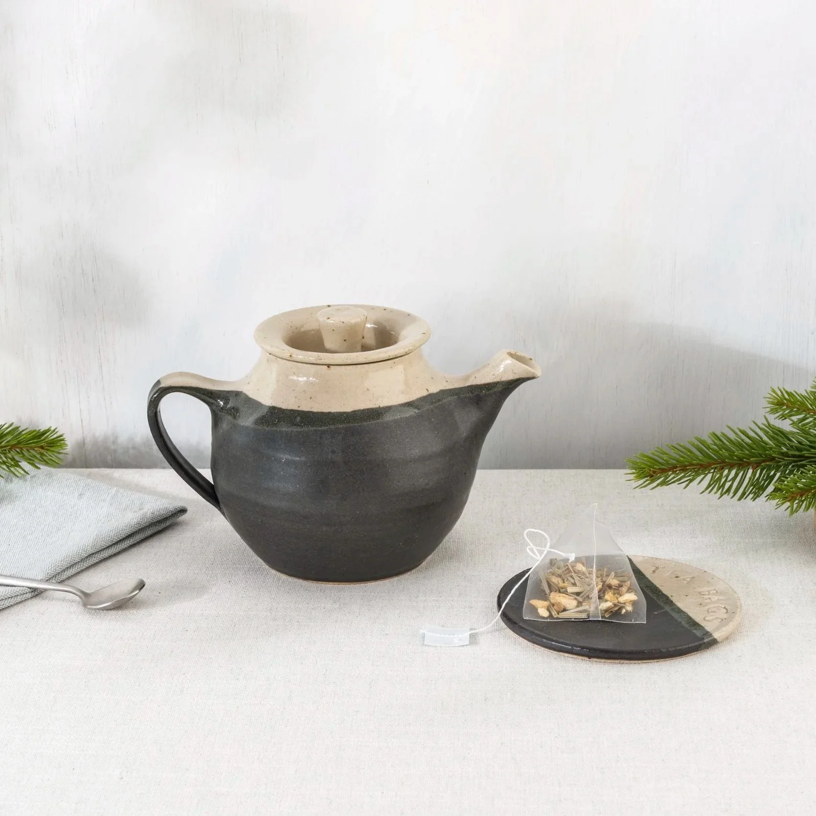 Village+Pottery+42+July+2025+Jo+Hounsome+Photography.jpg
