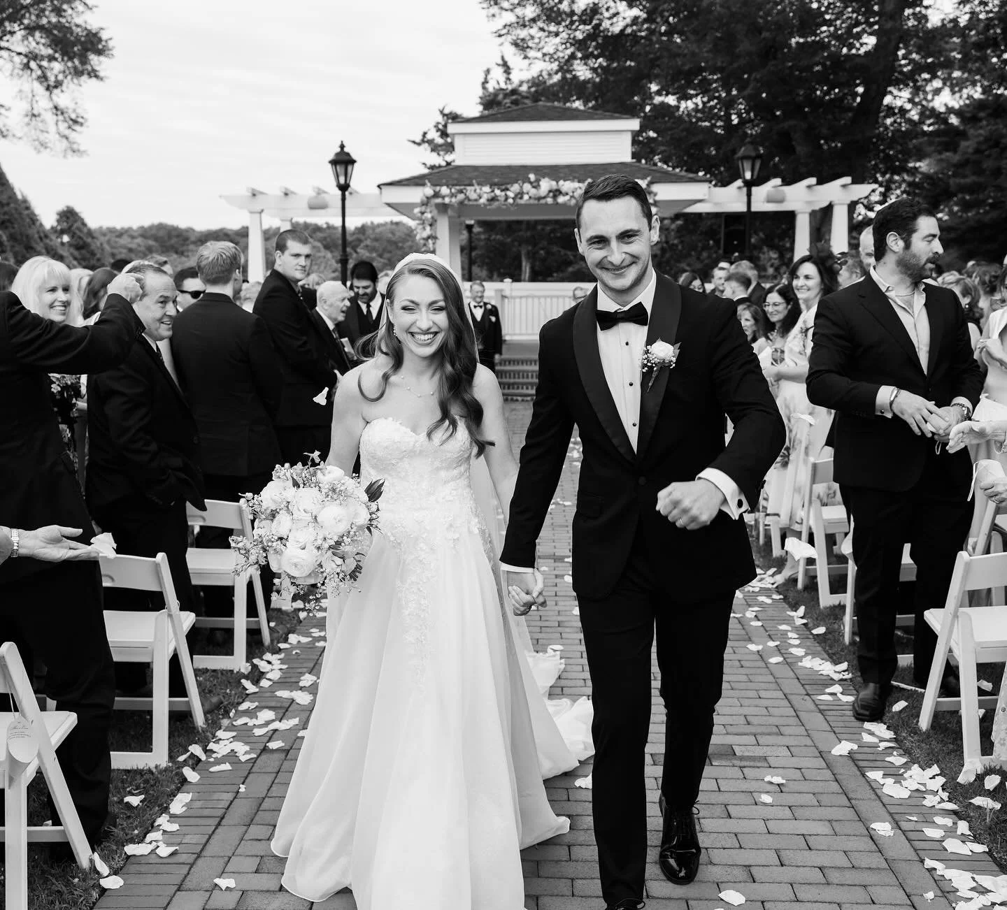 The best of the best moments from Alana &amp; Evan&rsquo;s wedding.  We were honored to be a part of such a beautiful day that felt like a dream.  Congratulations 🤍🤍

Bride - @alanaa16 
Groom - @ekroll7 
Venue - @heritageclubatbethpage
