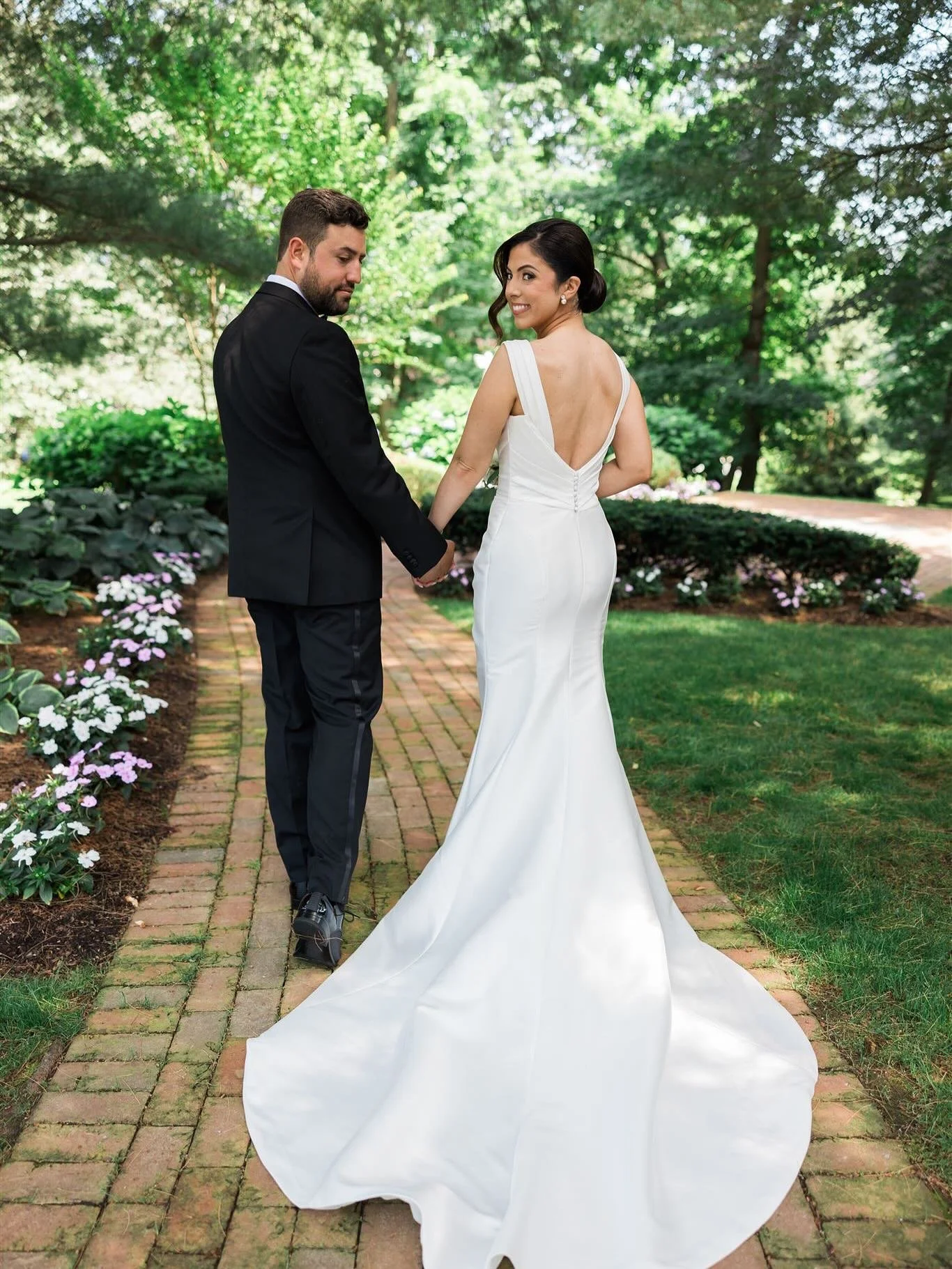 A wonderful day from start to finish!  Congratulations Mr &amp; Mrs Tenga!! We were honored to capture the day for you both 👏🏻
@unveiledlovestories 
@christinaintravaia 
@royaltonlongisland 
@foreverandadaycoordination 
@hairbydona1 
@hairbykristin