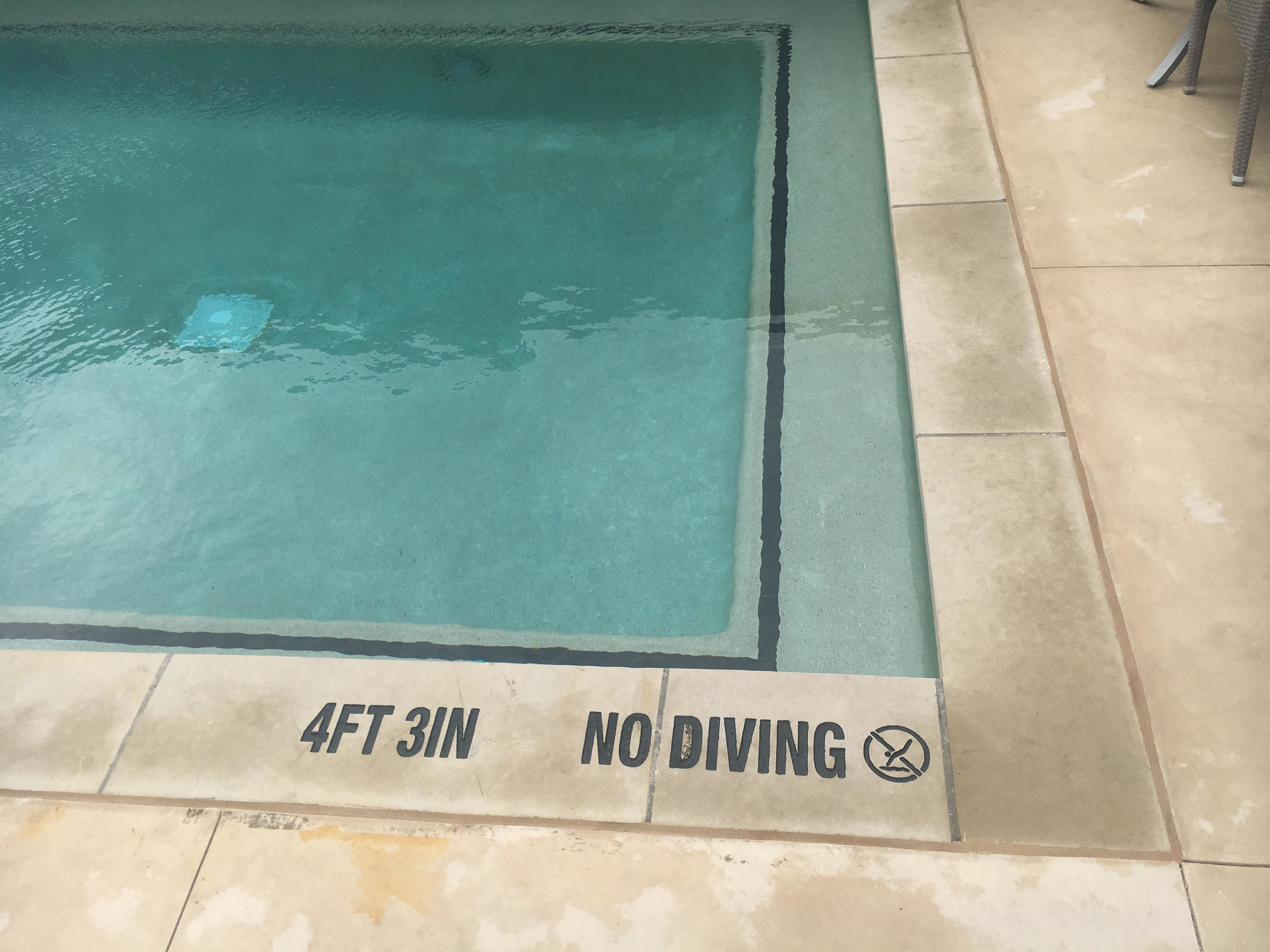 etched pool depth markers