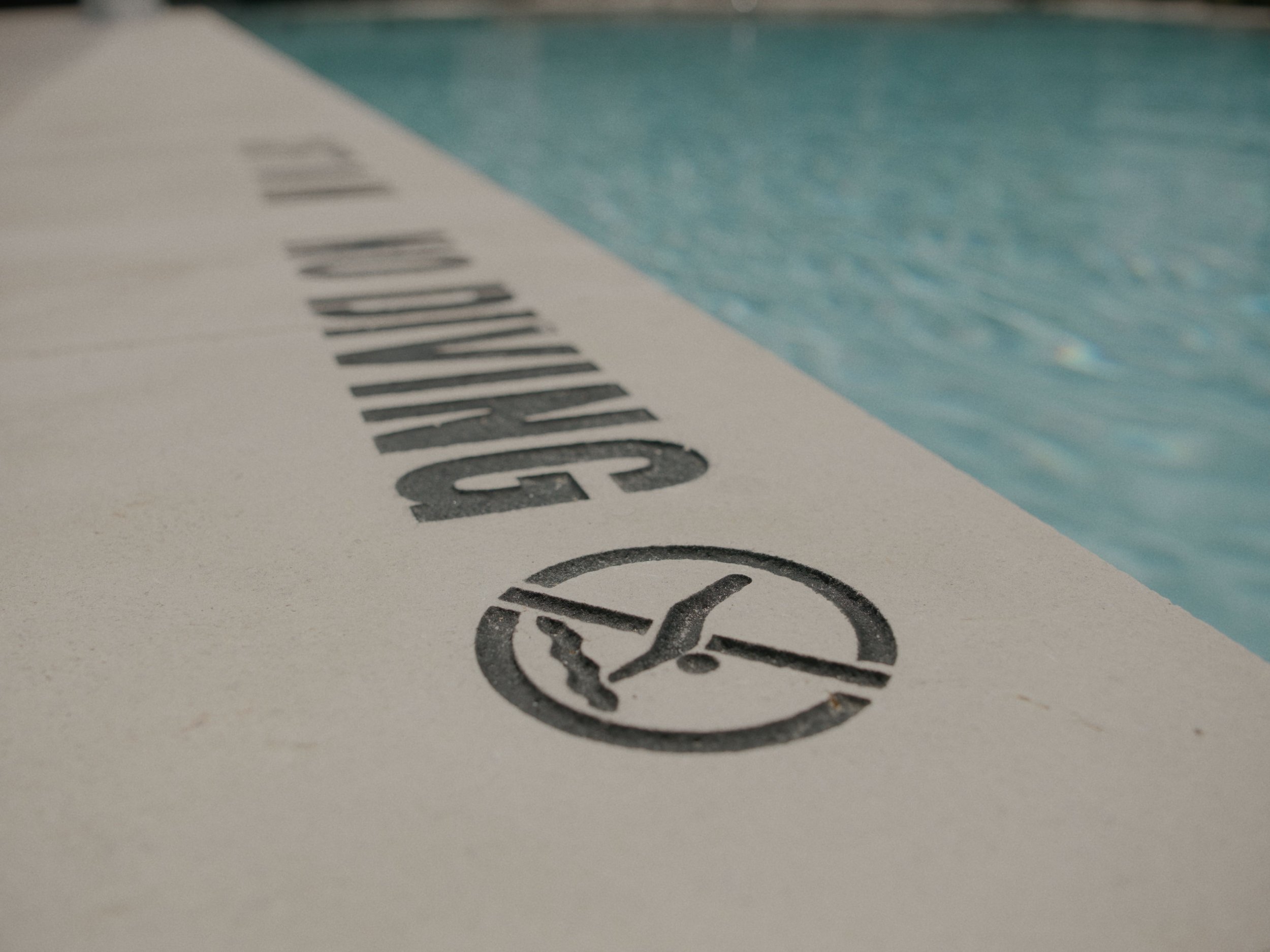 Sandblasted depth markers