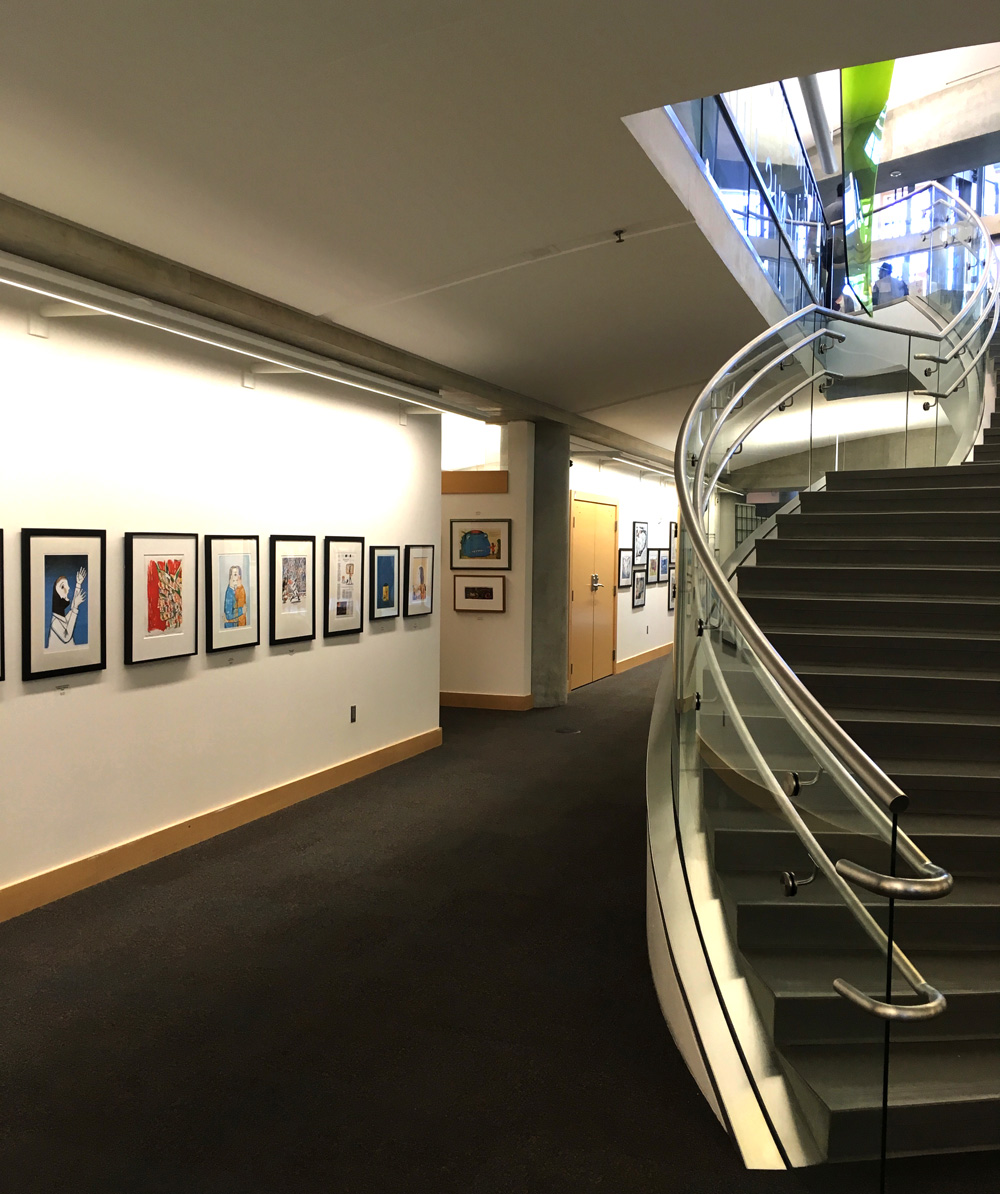 Some shots of the Children's Library lobby and the main library. Nice building.