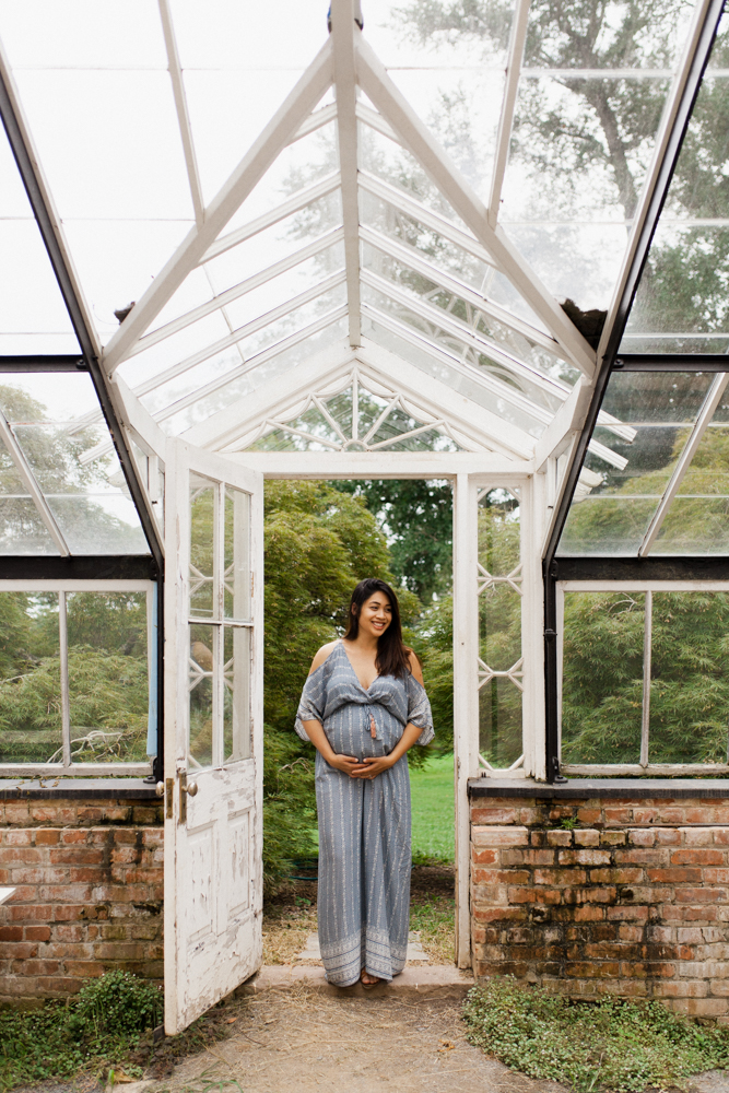 summer-maternity-garden-session-3.jpg