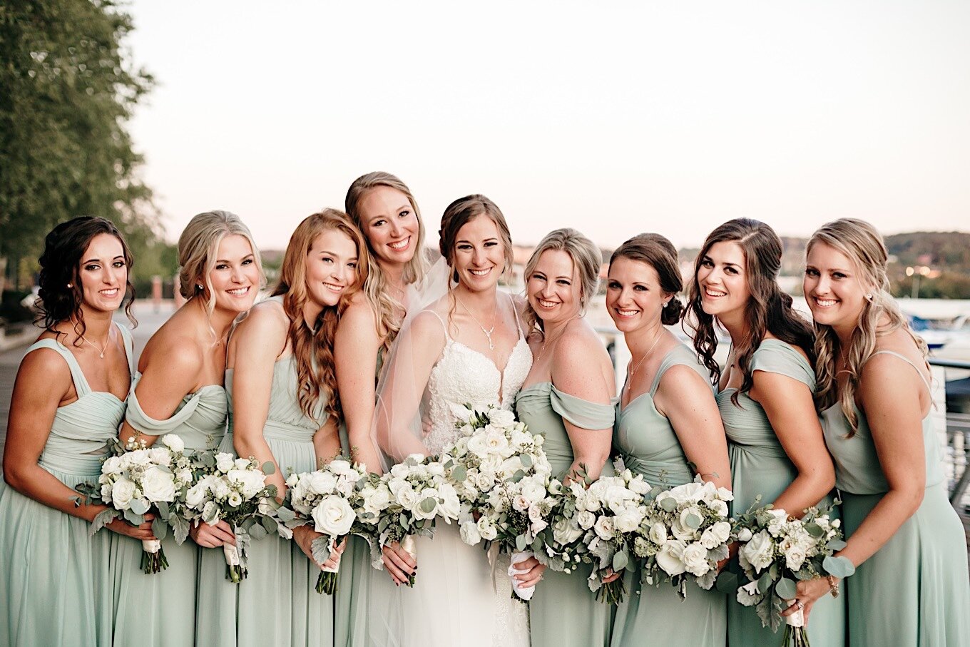 25_schutt-wedding-sneakpeek-32.jpg