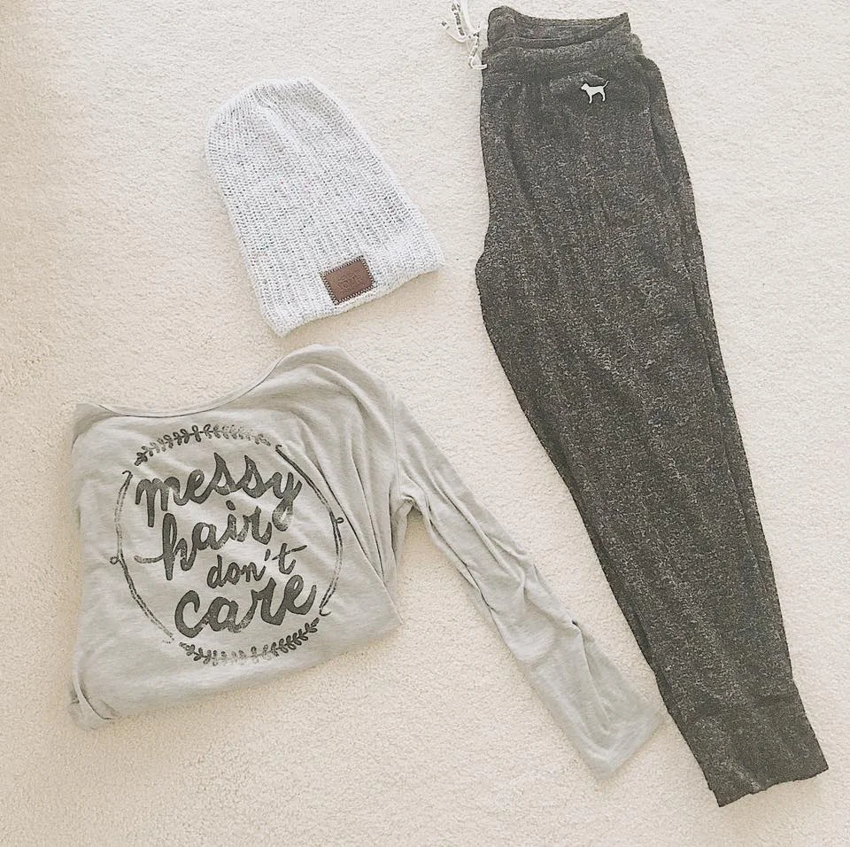 Again, top from Francesca's (they have the best comfy tees) from a few years ago. Here's a top that's similar. Jogger sweatpants from VS Pink. They are the softest things I've ever worn. I just picked them up recently but I couldn't find it online. These joggers are similar. Confetti beanie from Love Your Melon. 