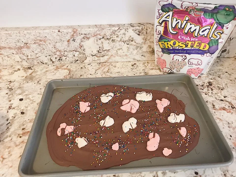 20-something Can Do: Animal Cracker Chocolate Bark