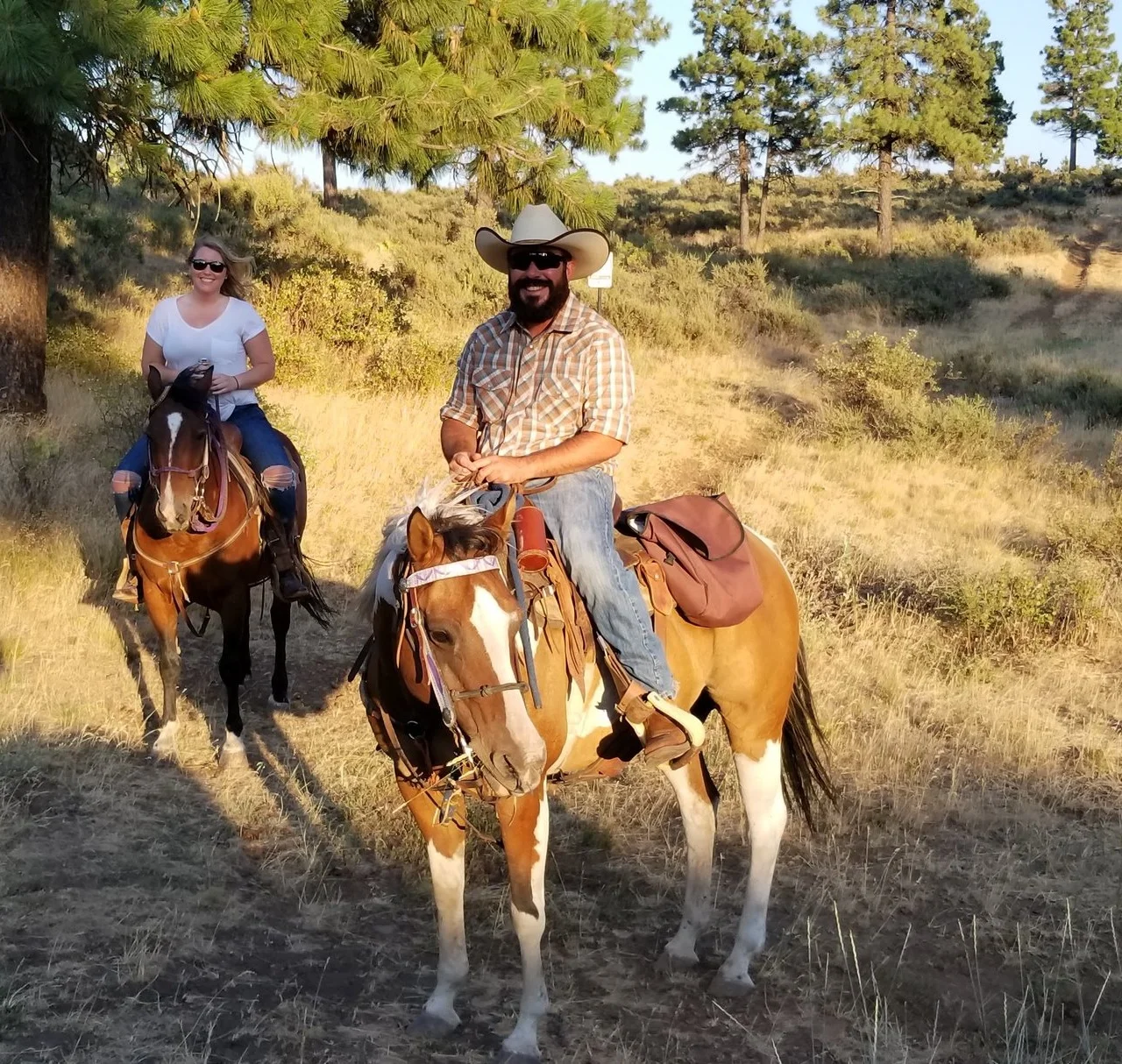 Missy ( 15 years old) 15 hh (60in) Pinto mare. Missy on the trail is a good 'ole gal that enjoys hanging out in the back. At the trail-head she is entertaining to watch as she will often start to fall asleep listening to the instructions. Not to say she won’t wake up if she thinks their are treats around. Riding level: Beginner