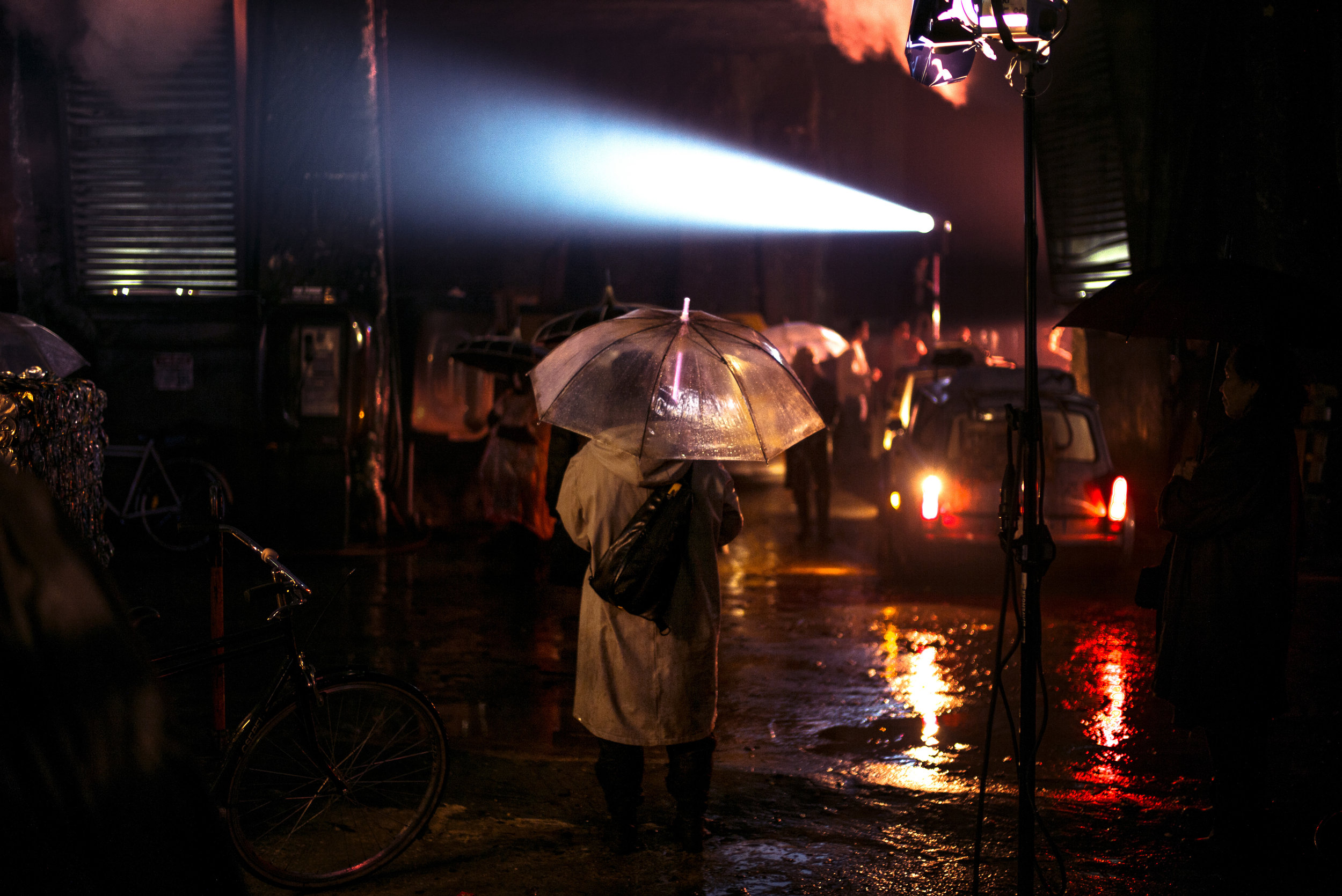 UmbrellaScene_SpotLight_Color_L1000748.jpg