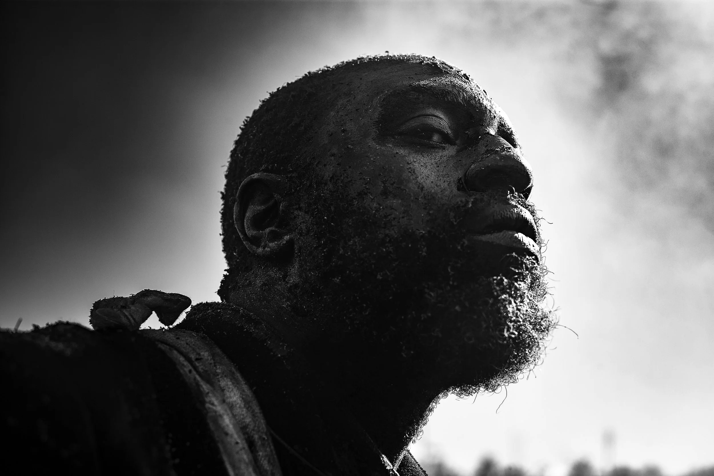 BattleFace_Side_Look_Dirt_L1009811 copy.jpg