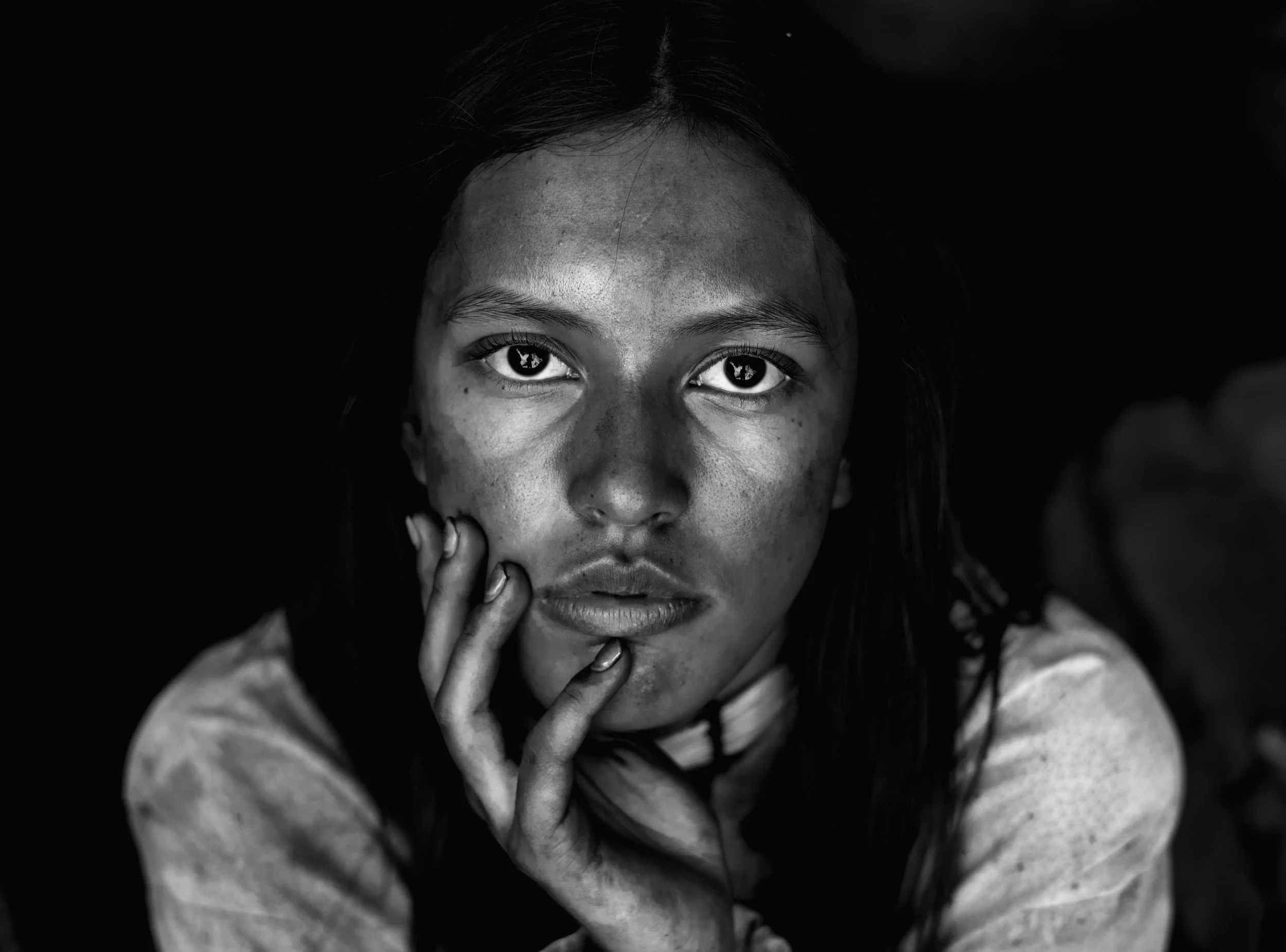 ApacheGirl_DeepPortrait_L1003191 copy 2.jpg