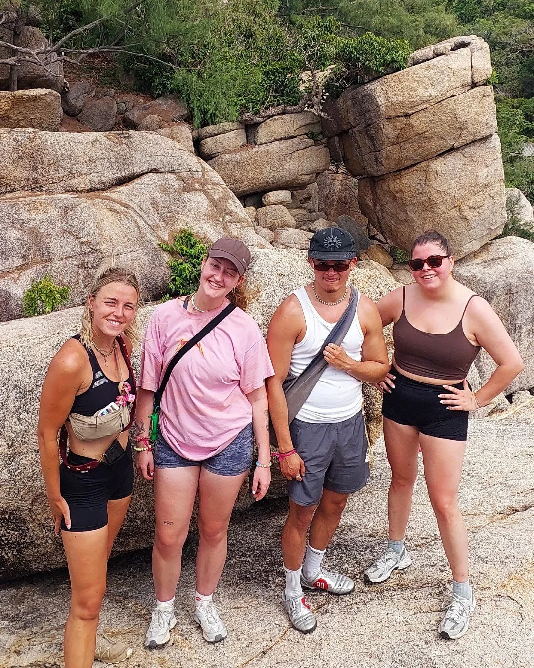 POV: your Koh Tao &ldquo;quick trip&rdquo; turned into climbing across hidden beaches, spotting baby birds in the rocks, laughing through the heat and finding views you&rsquo;ll probably still think about months later 🌴⛰️

Another adventure around t