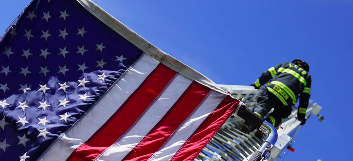 Displaying the Flag