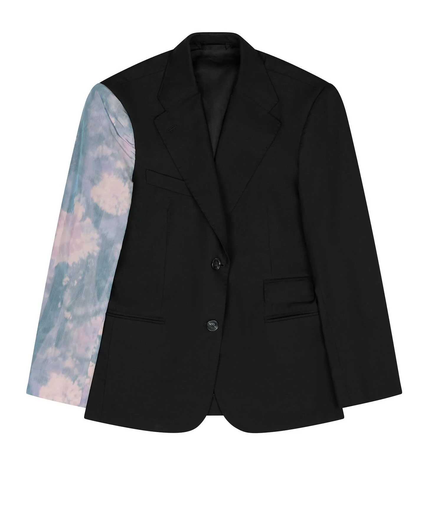 New styles added to our Online Boutique. Discover the collection at 5000.world