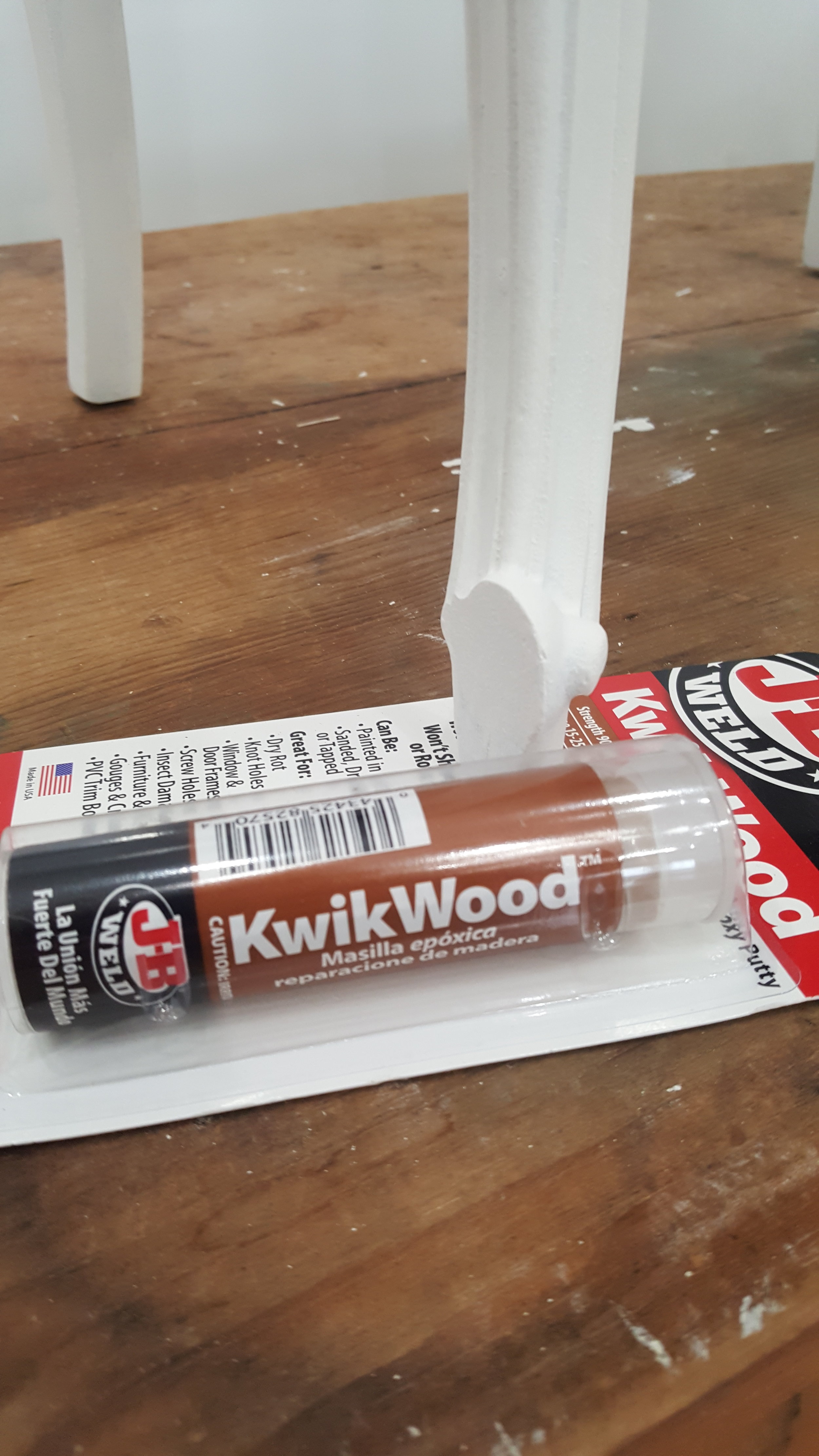 How to Repair Wood Using Epoxy Resin