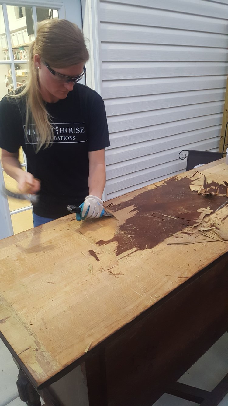 How to Repair Furniture Veneer: Expert Tips & Tricks