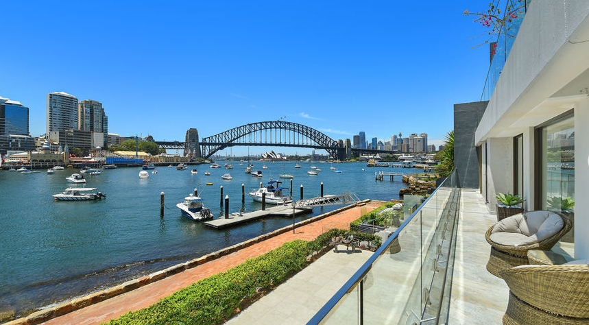 'THE ANCHORAGE' MCMAHONS POINT